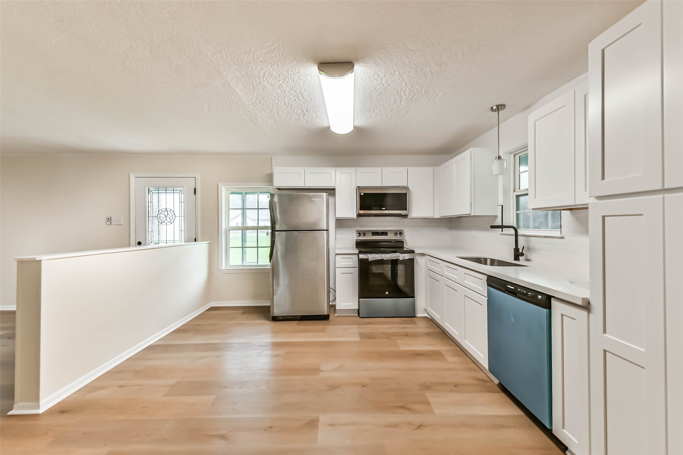 11830 15th Street Property Photo 8