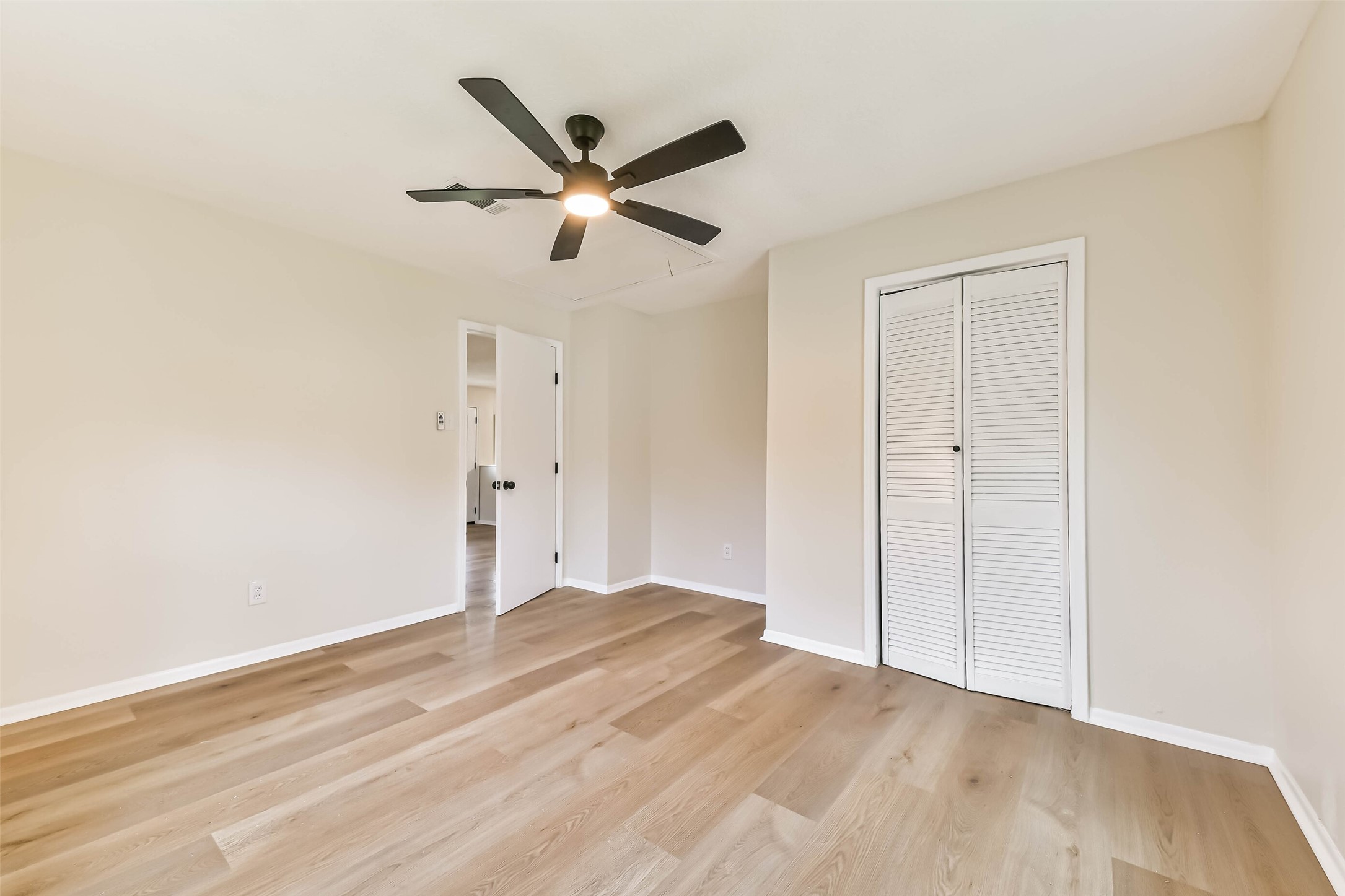 11830 15th Street Property Photo 12