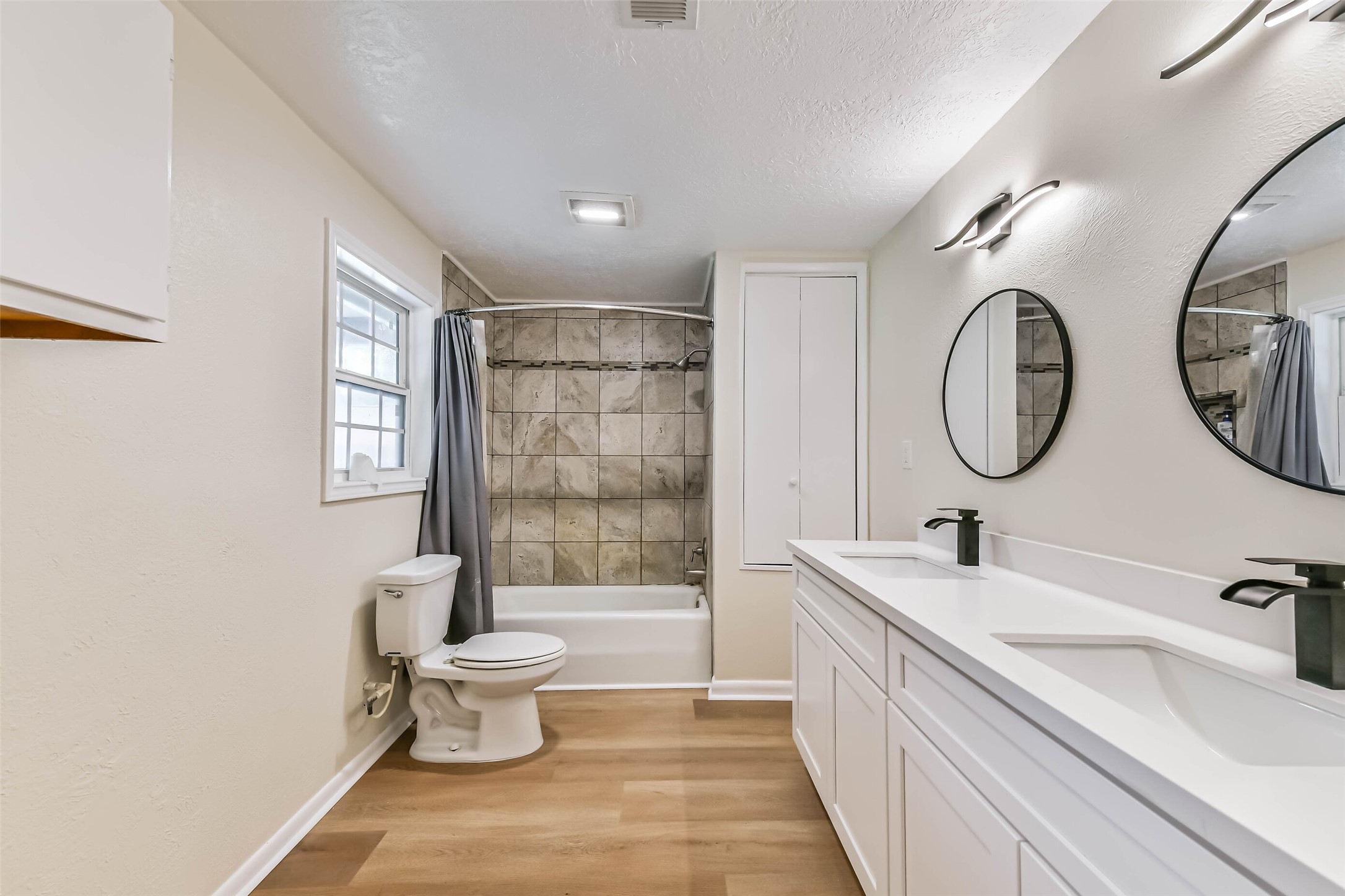 11830 15th Street Property Photo 16