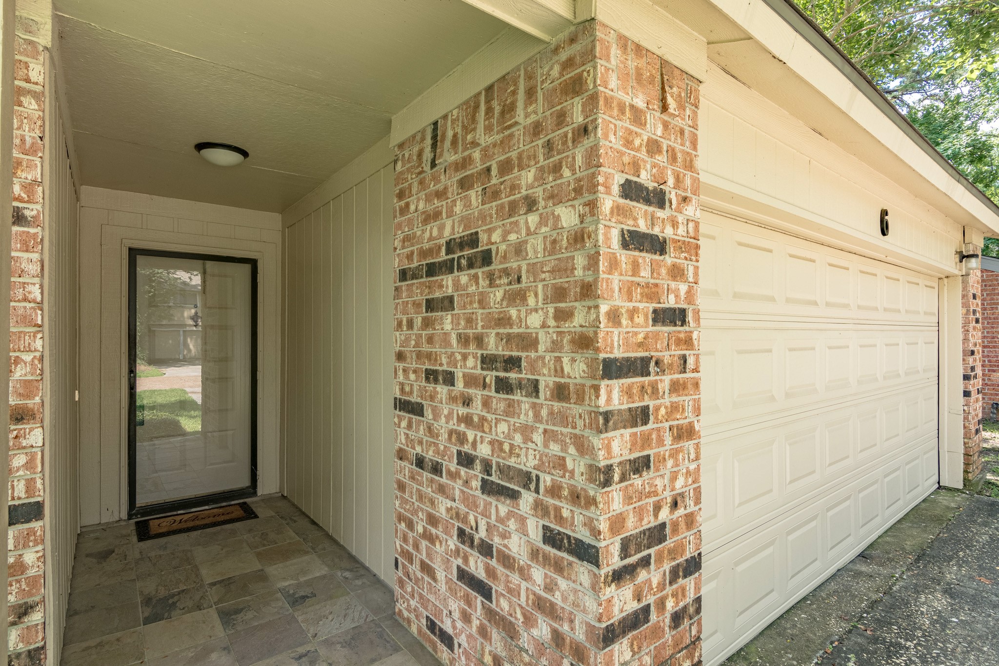 6 Basal Briar Court Property Photo 2