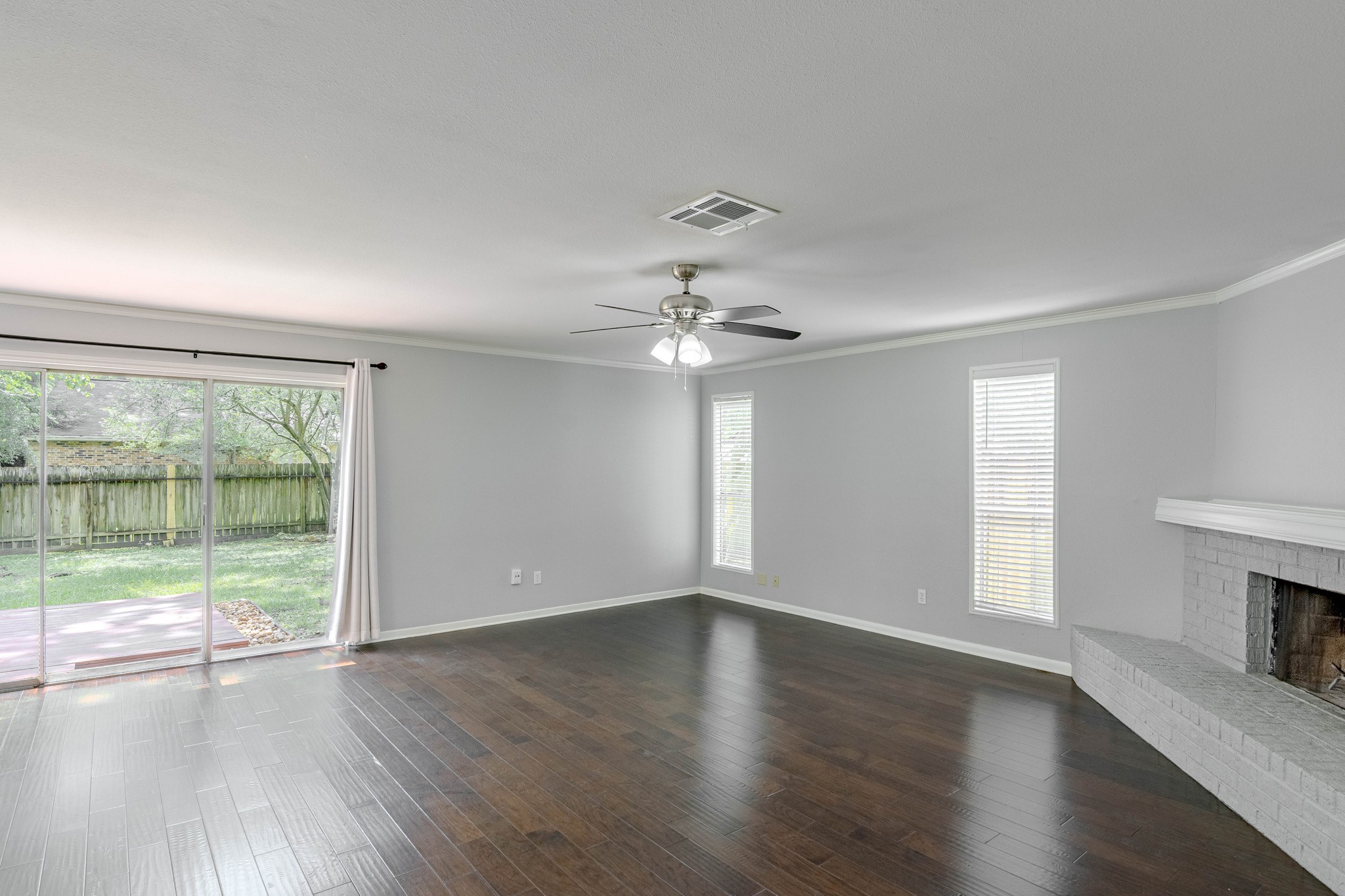6 Basal Briar Court Property Photo 3