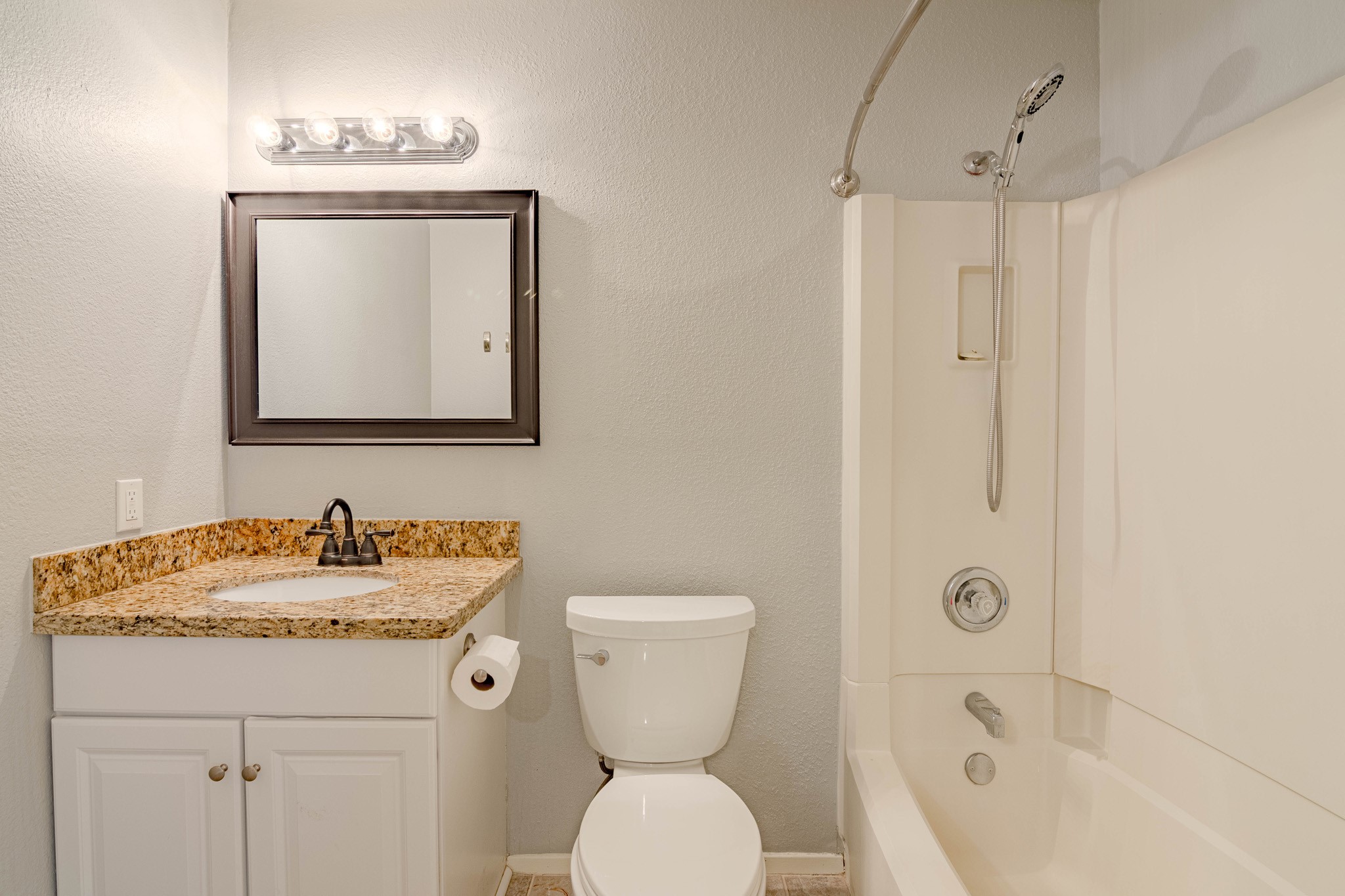 6 Basal Briar Court Property Photo 26