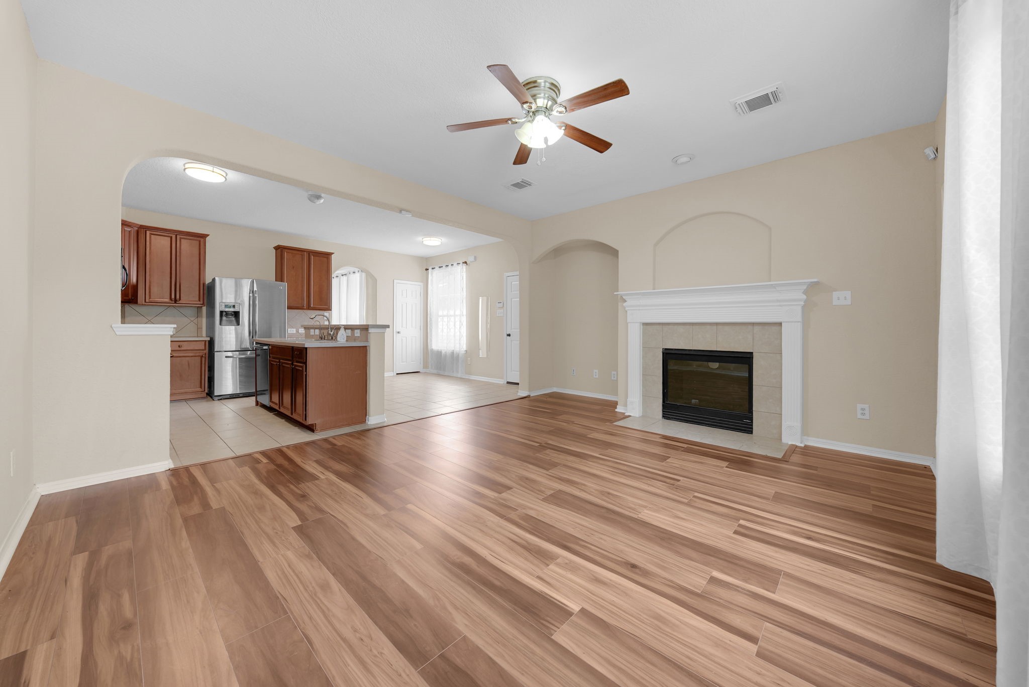 21610 Spring Vine Lane Property Photo 8