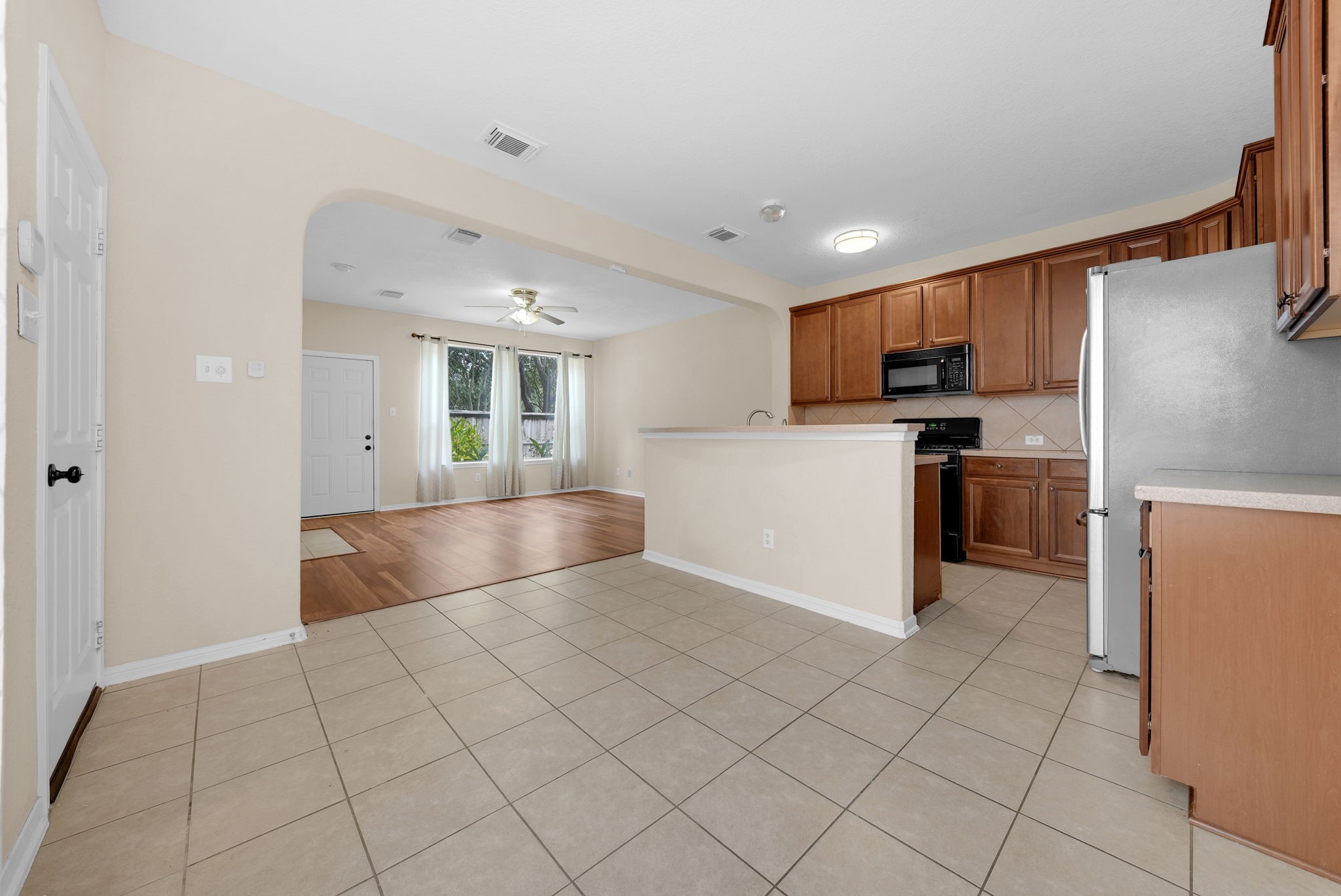 21610 Spring Vine Lane Property Photo 10