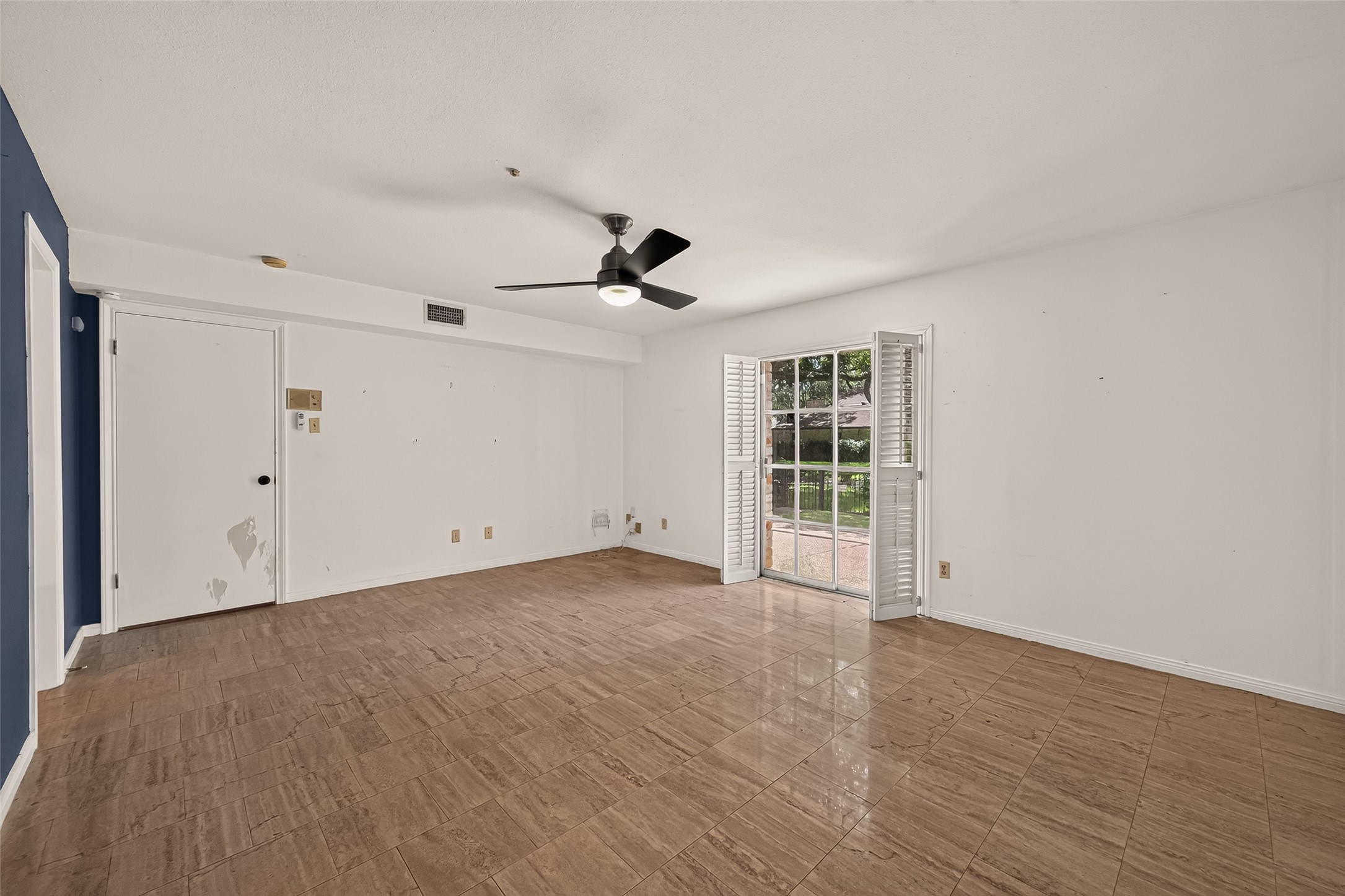 2718 Kissing Camel Court Property Photo 39