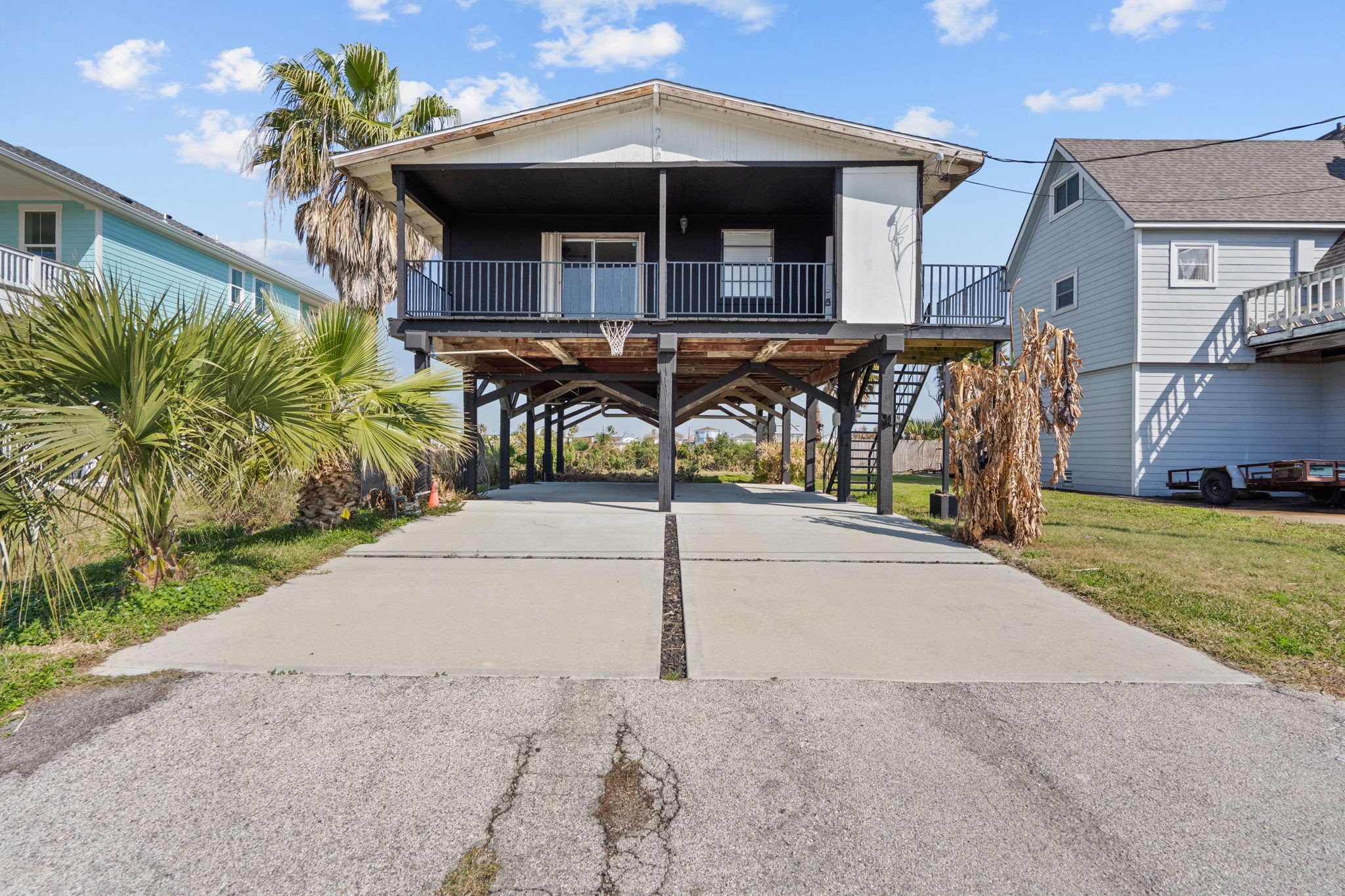 810 93rd Street Property Photo 1