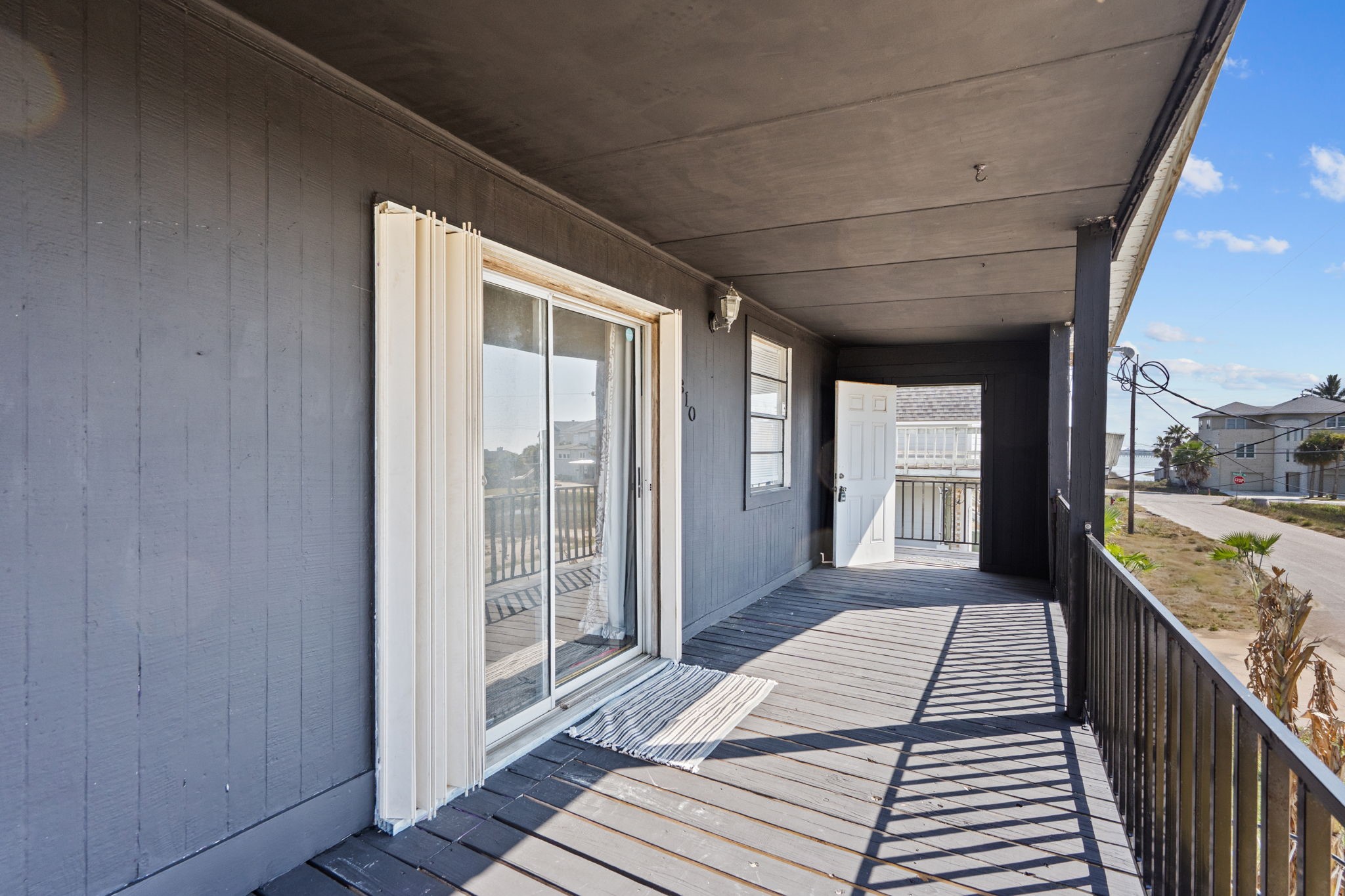 810 93rd Street Property Photo 10