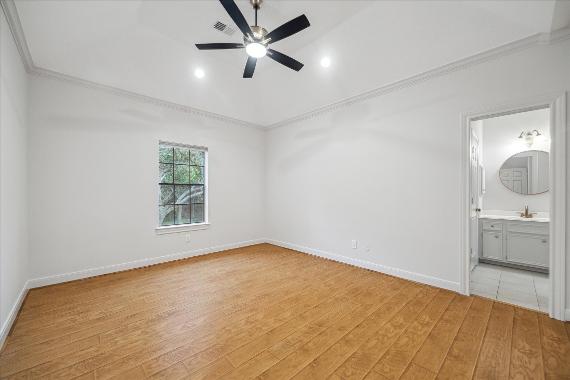 14 Tredington Street Property Photo 29