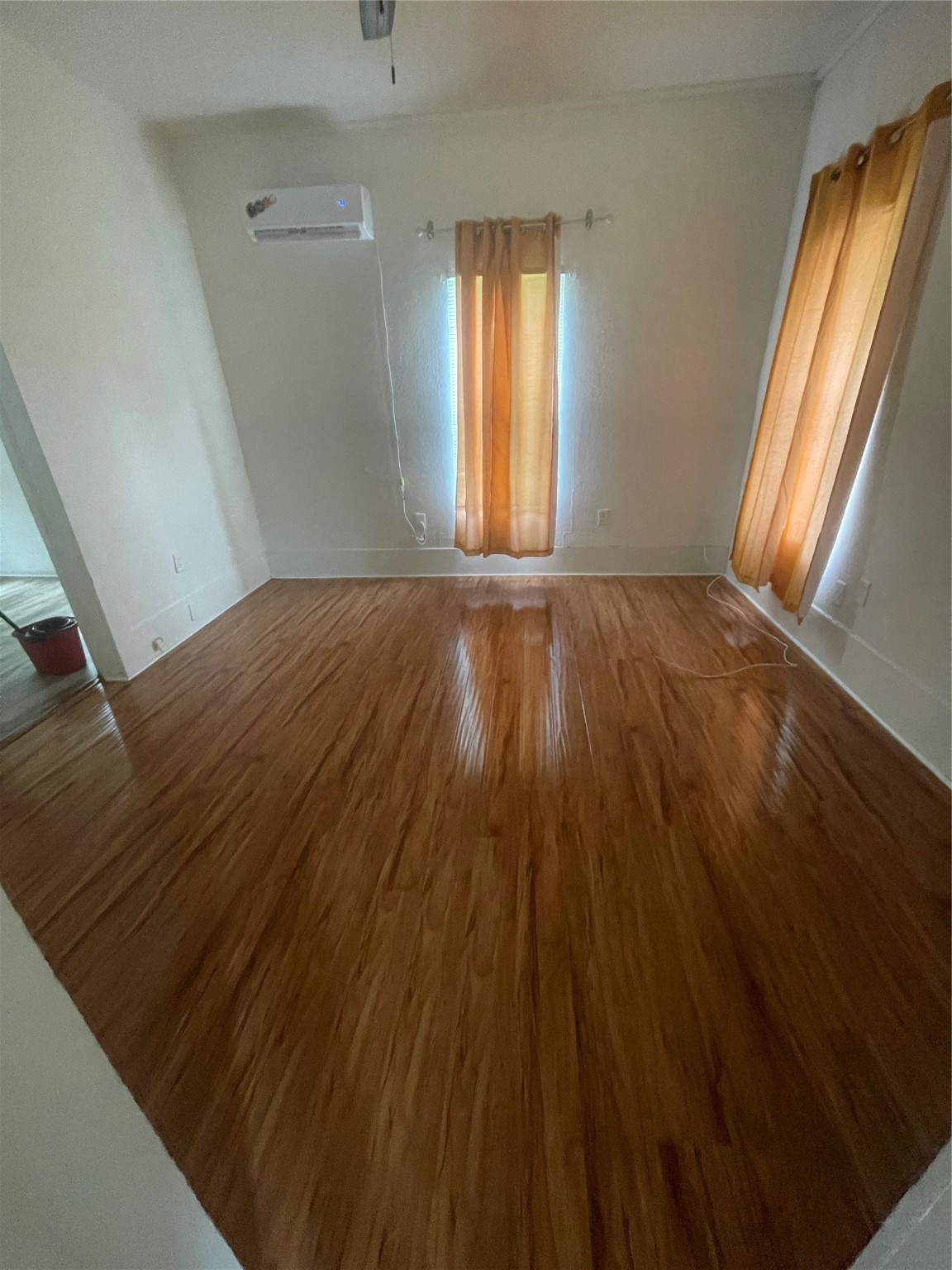 115 12th Street Property Photo 7