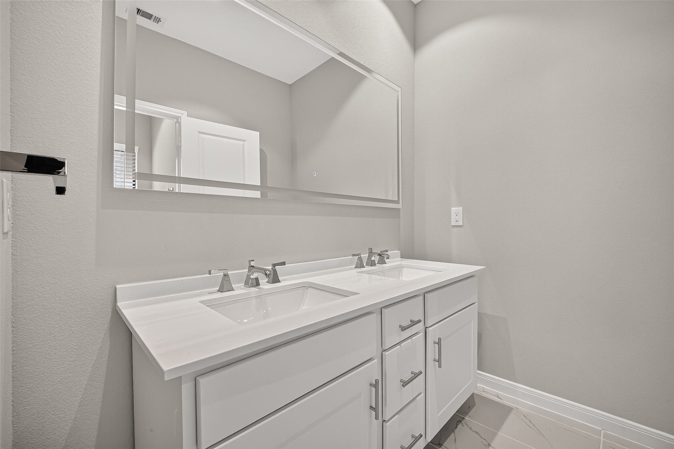 2507 Grey Willow Trail Property Photo 44