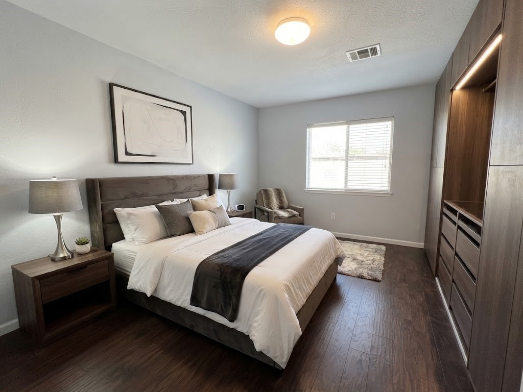 18307 Tupper Bend Lane Property Photo 8