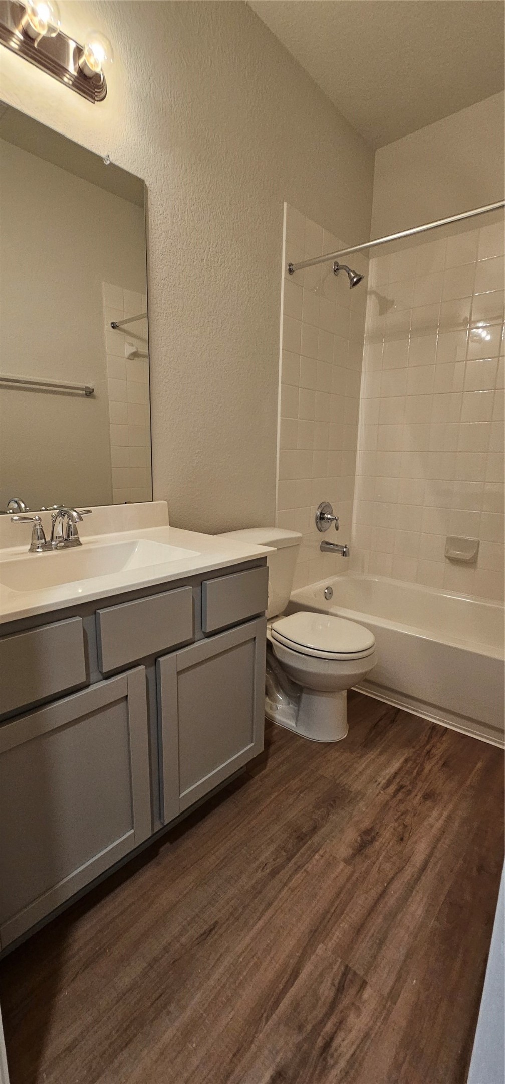 7435 Sunlit Harbor Drive Property Photo 9