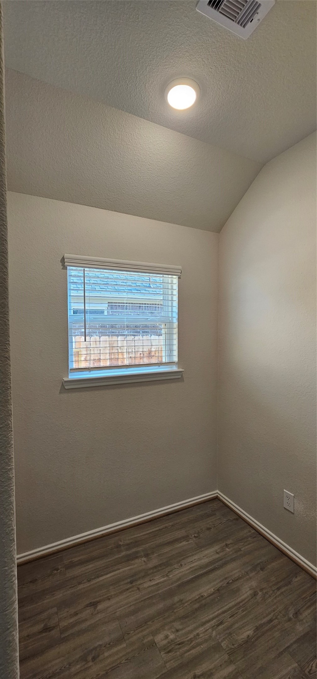 7435 Sunlit Harbor Drive Property Photo 15