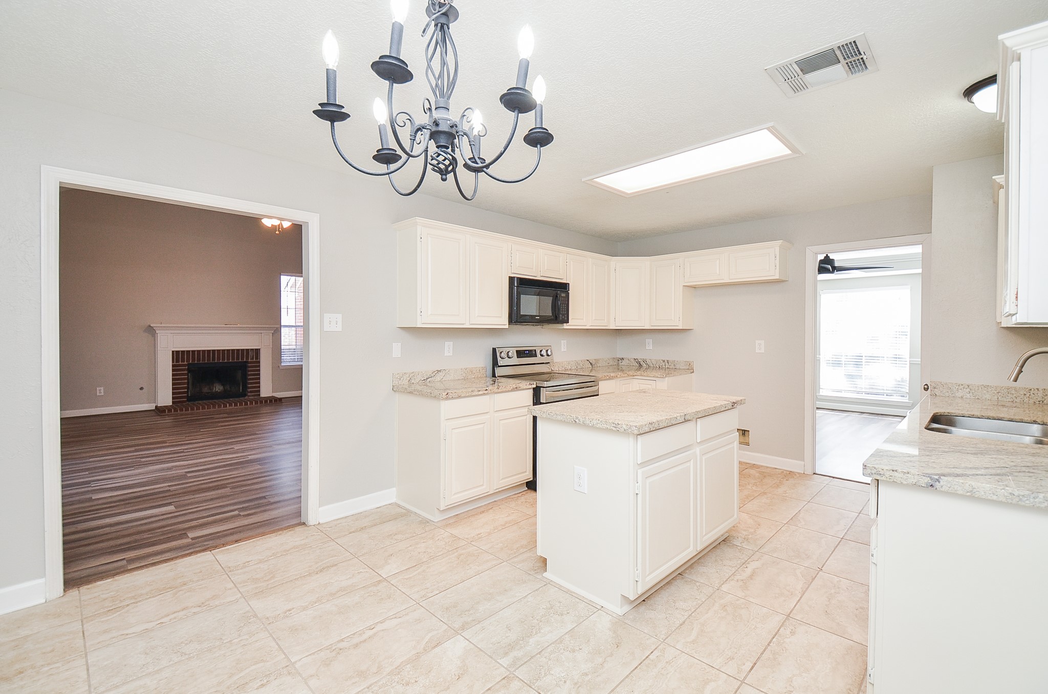 6815 High Knoll Drive Property Photo 15