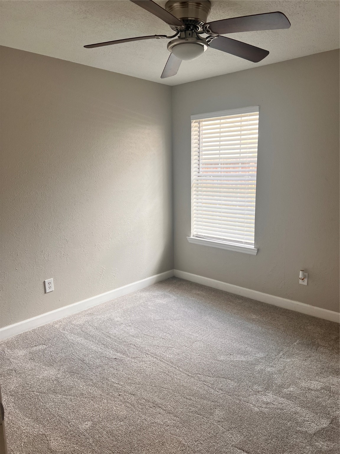 6815 High Knoll Drive Property Photo 40