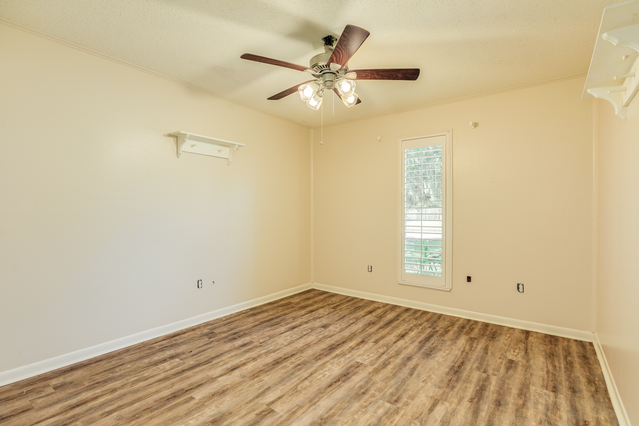 2219 River Oaks Drive Property Photo 31