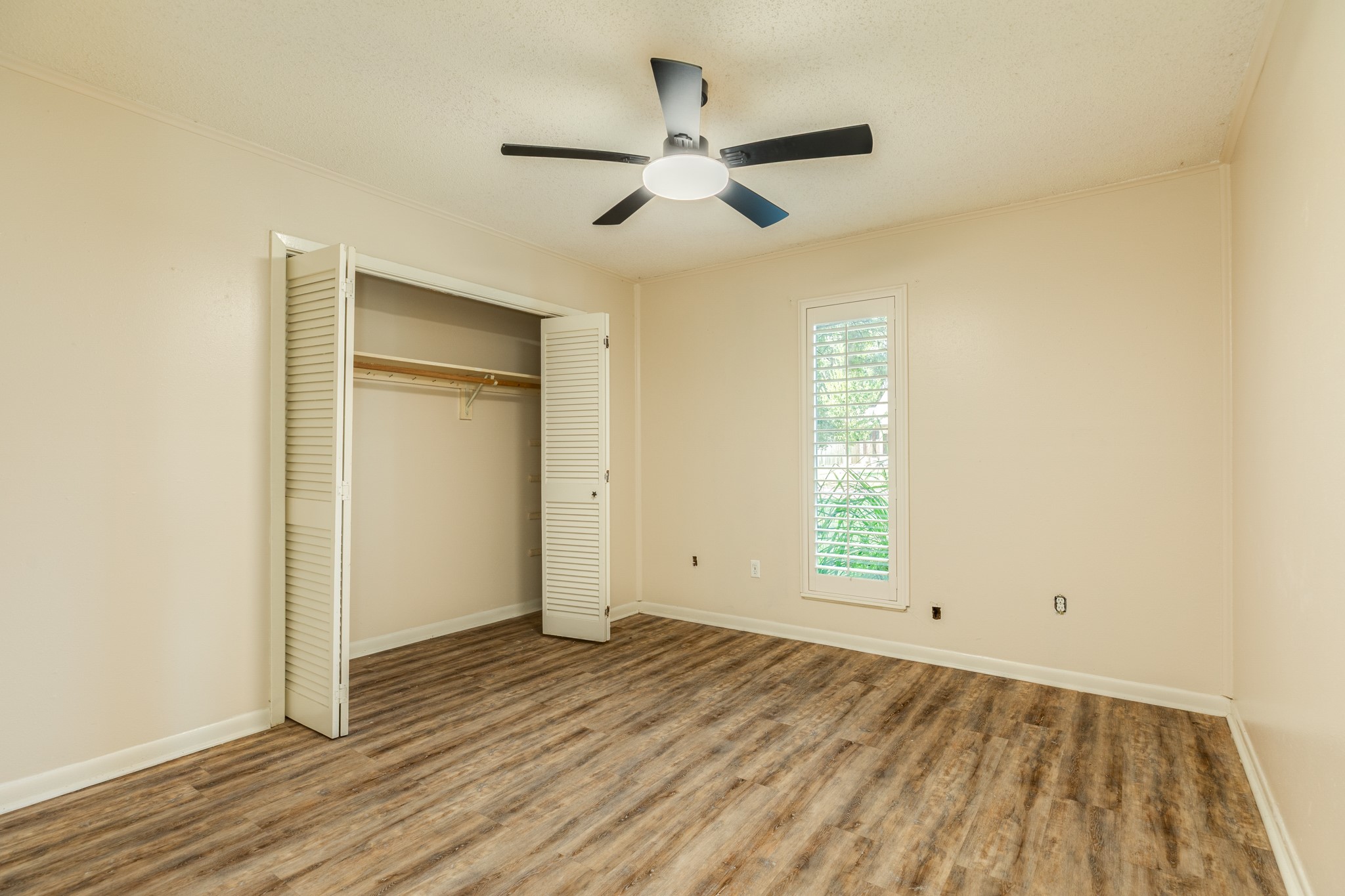 2219 River Oaks Drive Property Photo 32