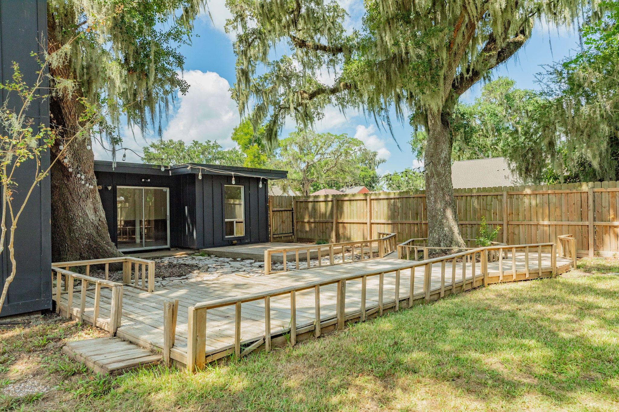 2219 River Oaks Drive Property Photo 38