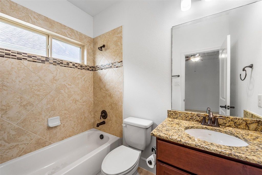 28419 Tanner Crossing Lane Property Photo 33