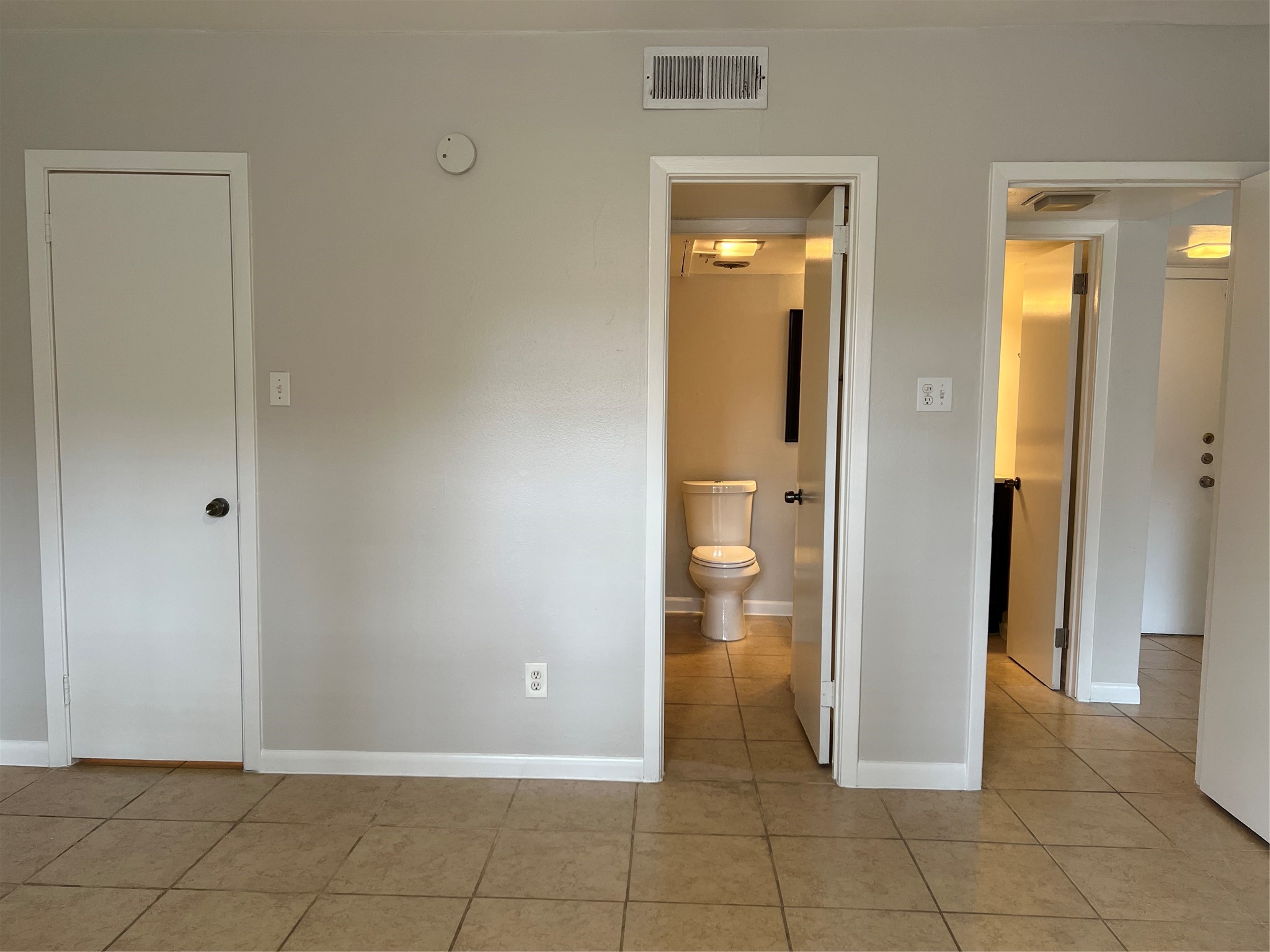 2824 Briarhurst Drive 9 Property Photo 11