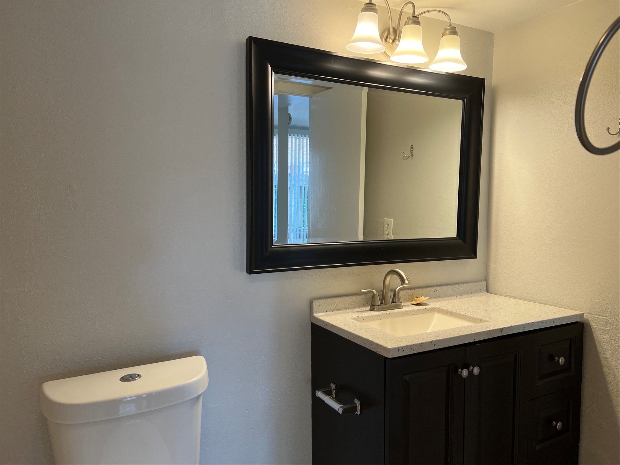 2824 Briarhurst Drive 9 Property Photo 13