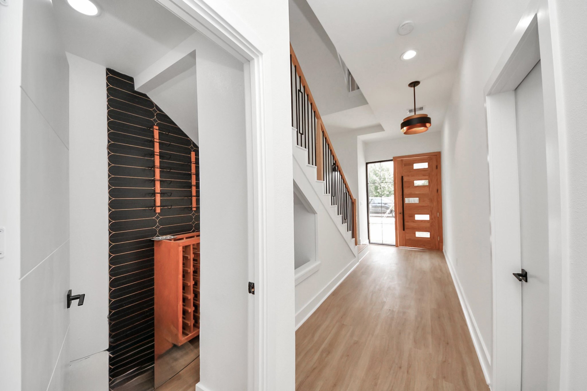 9022 Ferdinand Street Property Photo 6