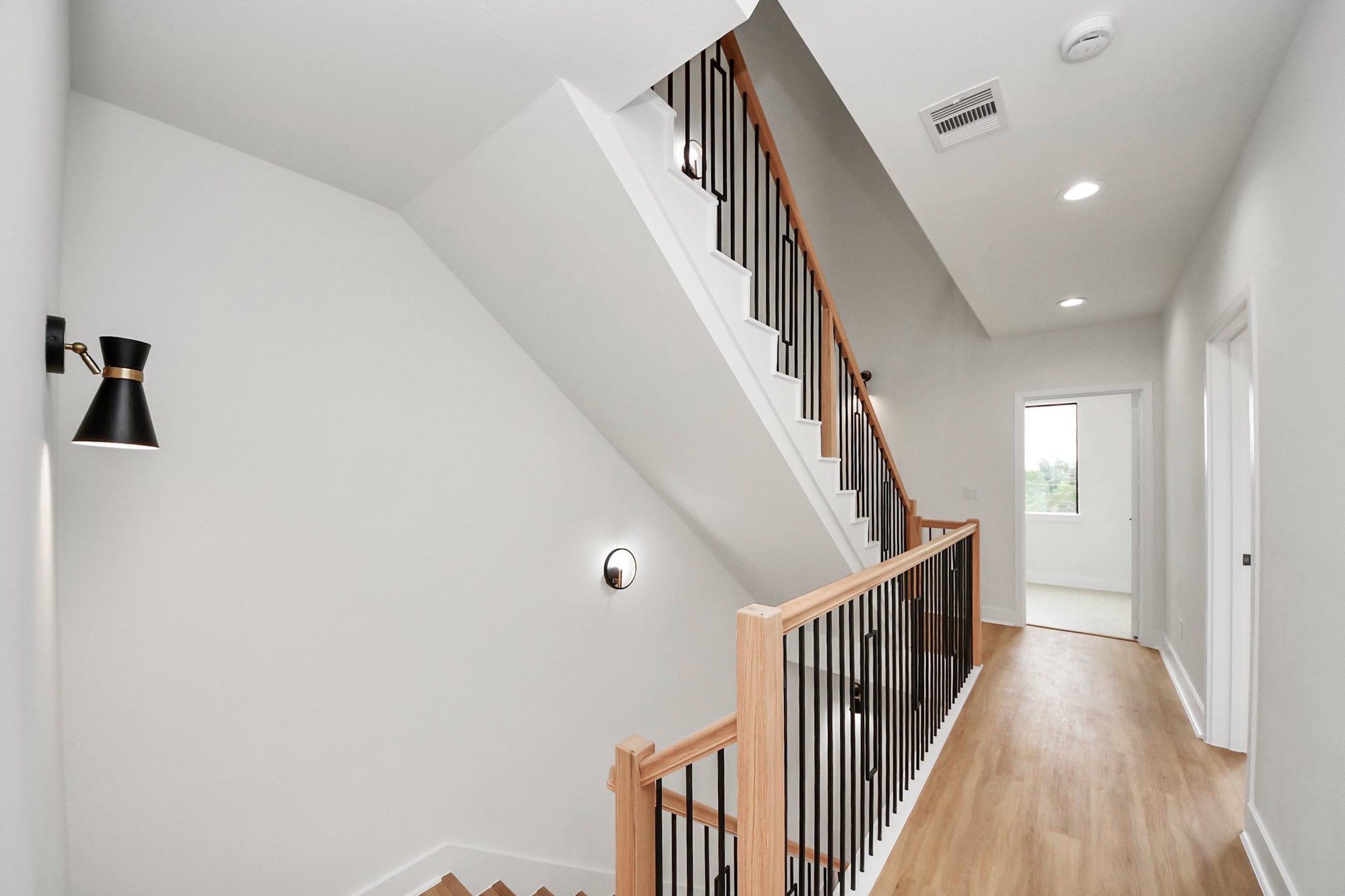 9022 Ferdinand Street Property Photo 16