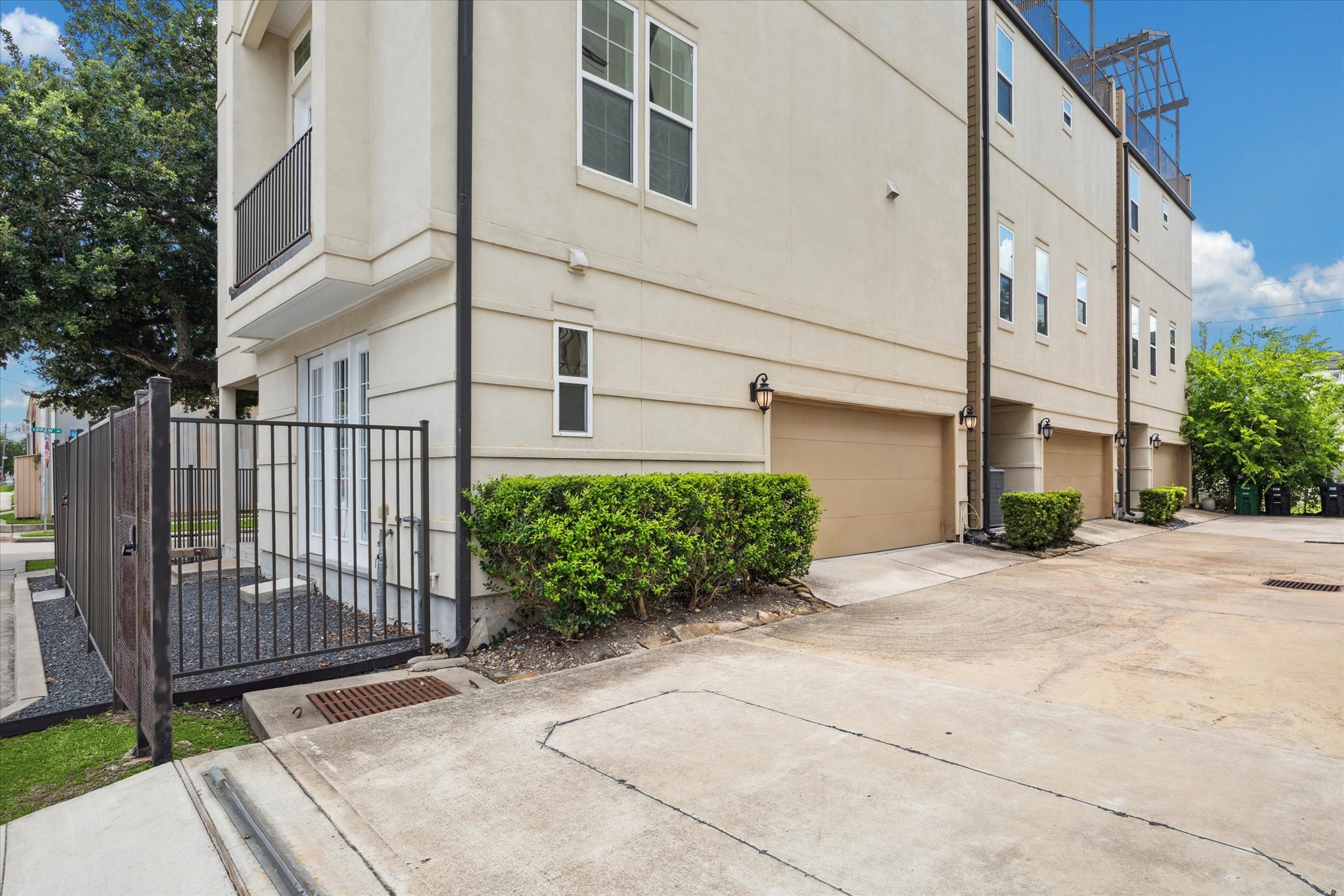 104 W Drew Street Property Photo 7