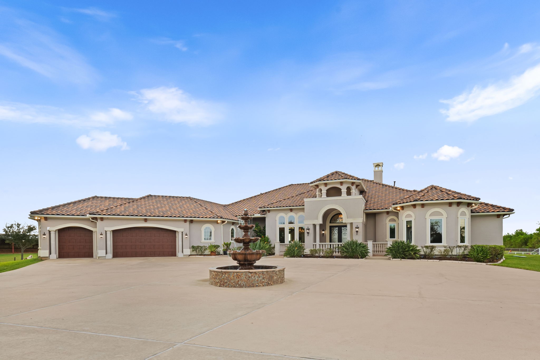 8145 Fm-1462 Property Photo 4