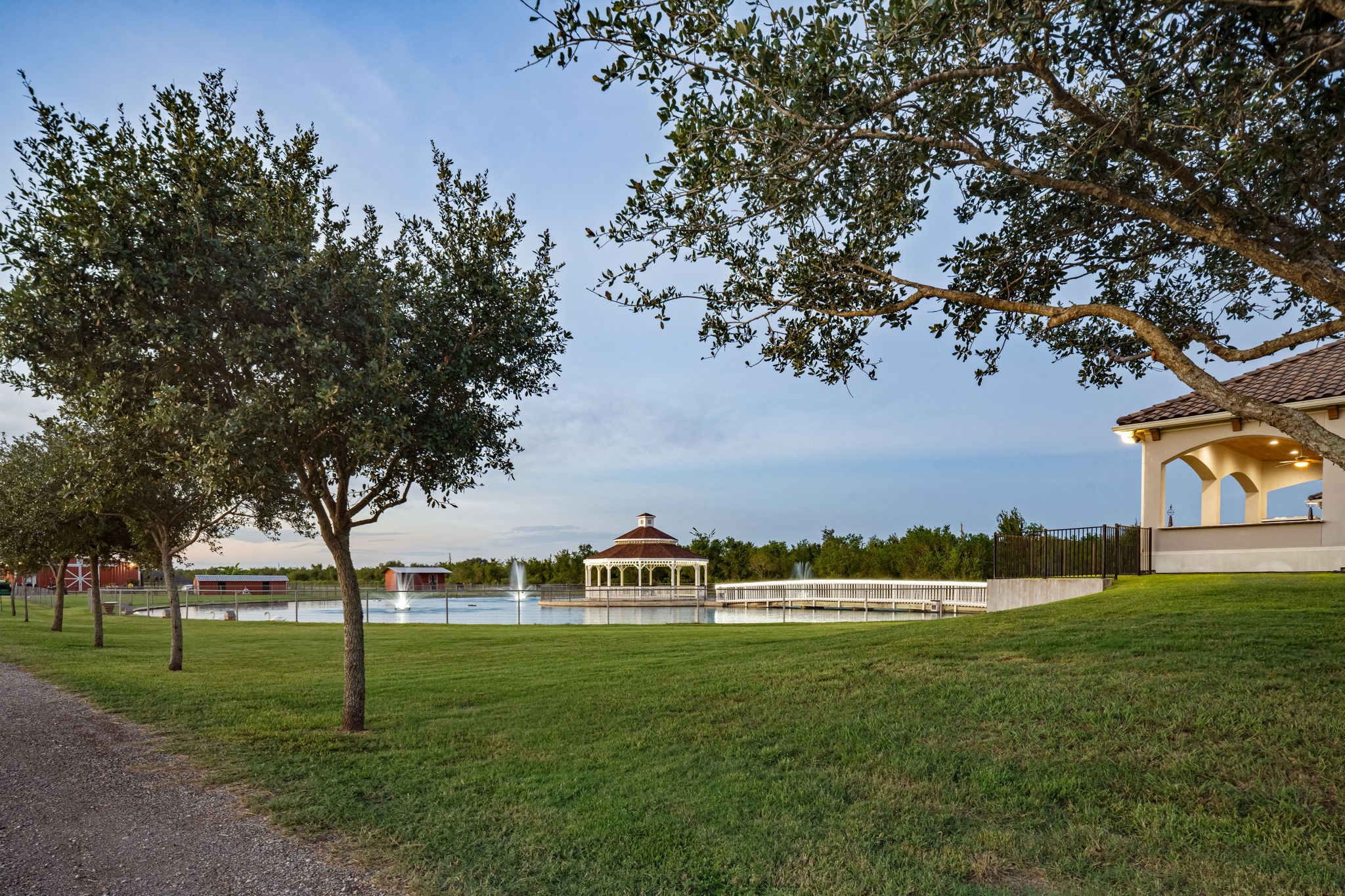 8145 Fm-1462 Property Photo 7
