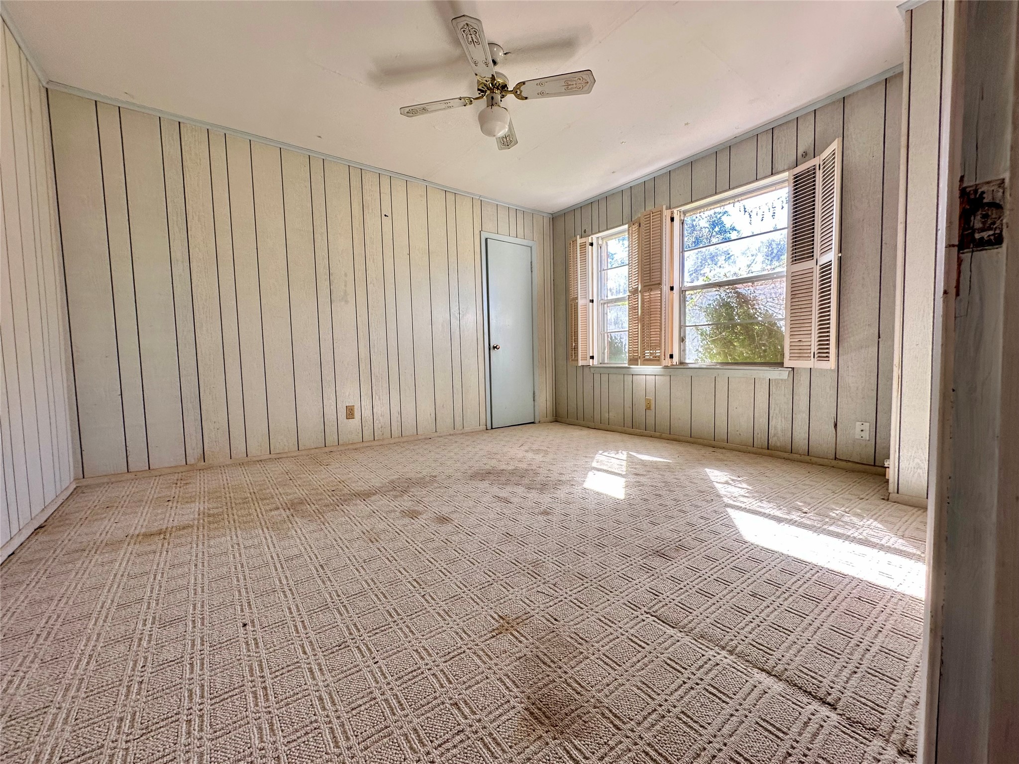 300 Holly Drive Property Photo 25