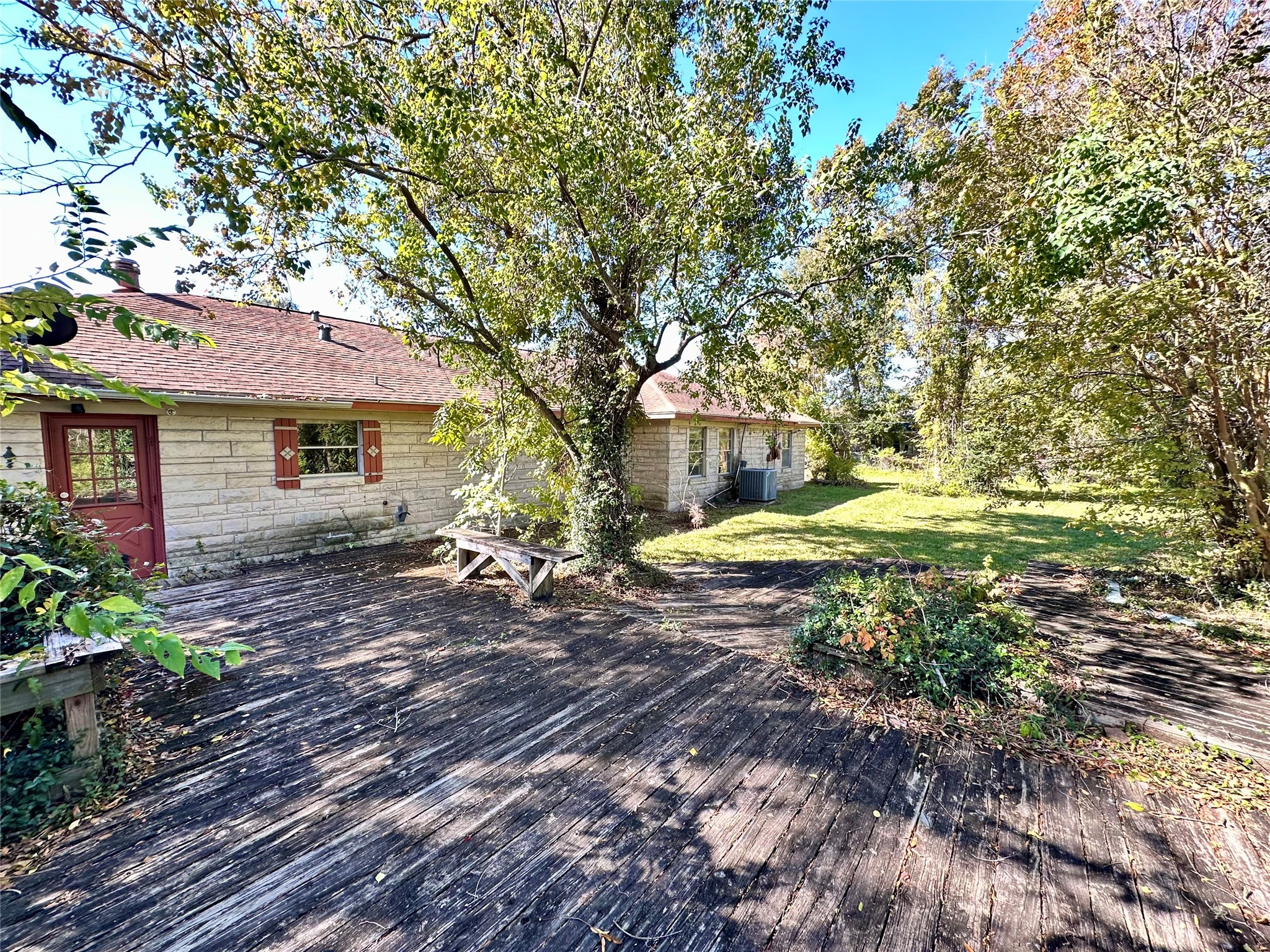 300 Holly Drive Property Photo 27