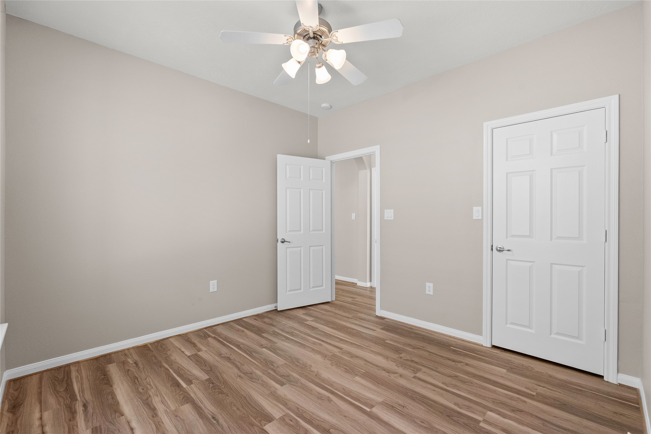 1225 N Riviera Circle Property Photo 29