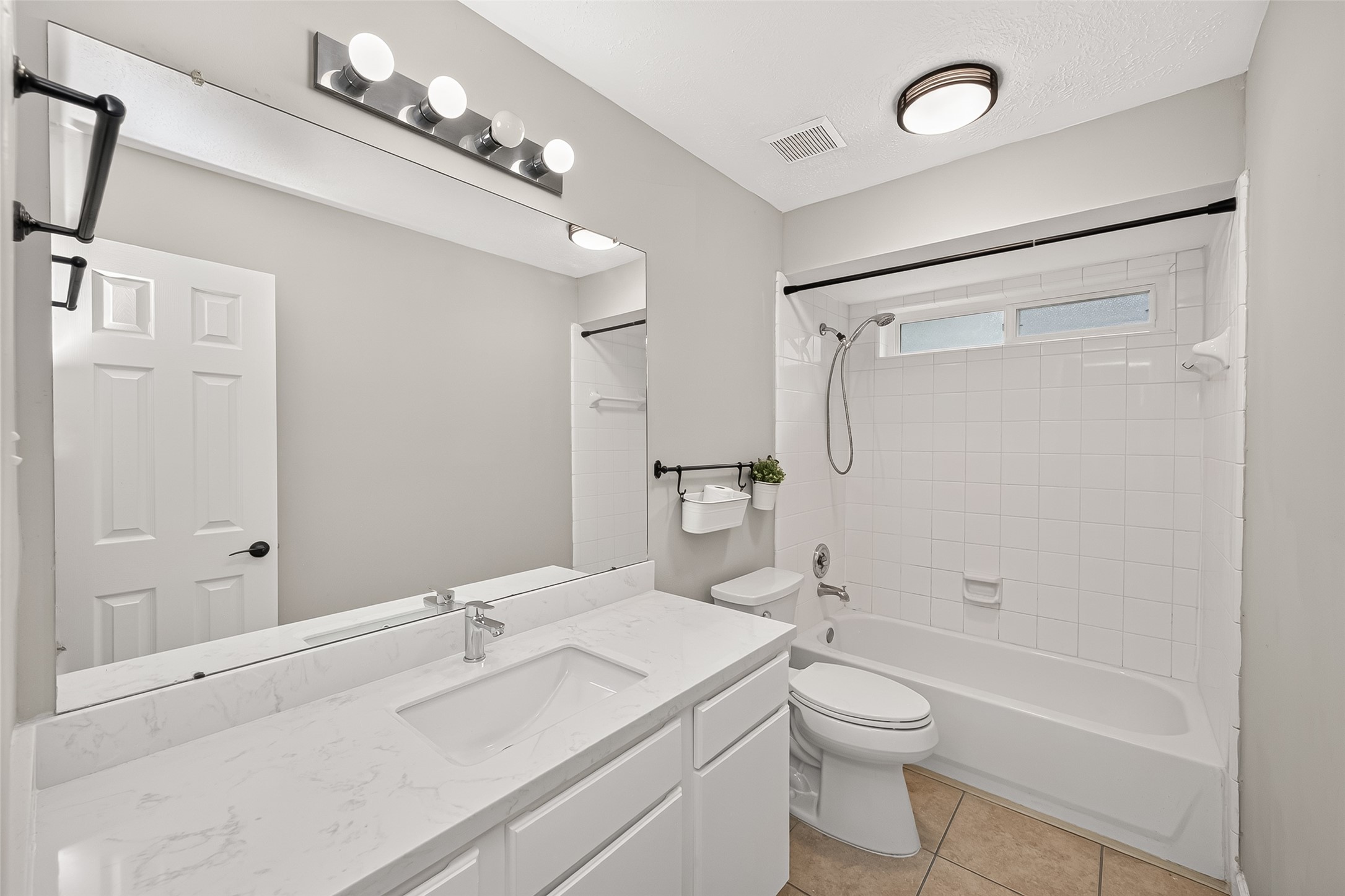 1810 Ashton Village Drive Property Photo 22
