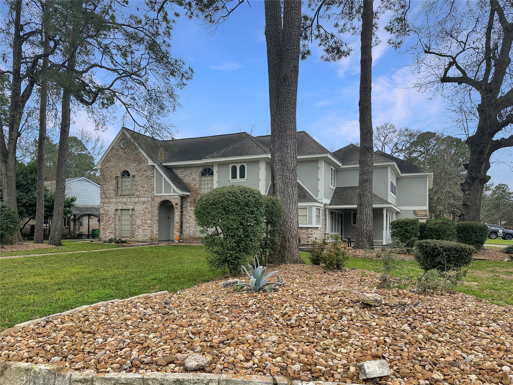17439 Fairway Oaks Drive Property Photo 3