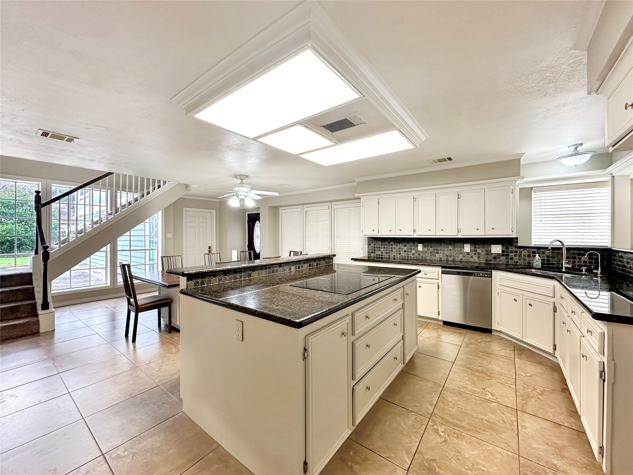 17439 Fairway Oaks Drive Property Photo 14