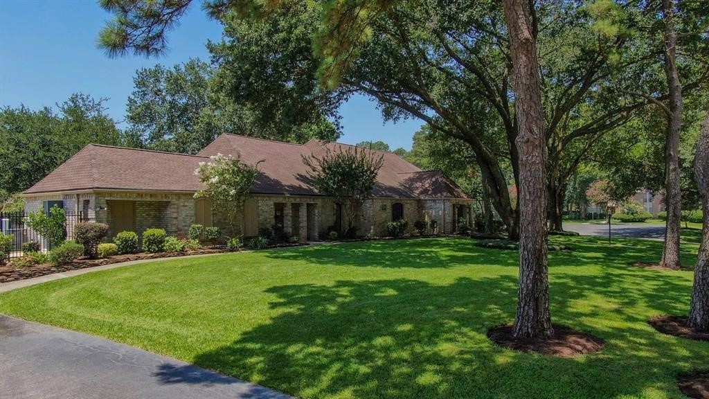 17439 Fairway Oaks Drive Property Photo 50