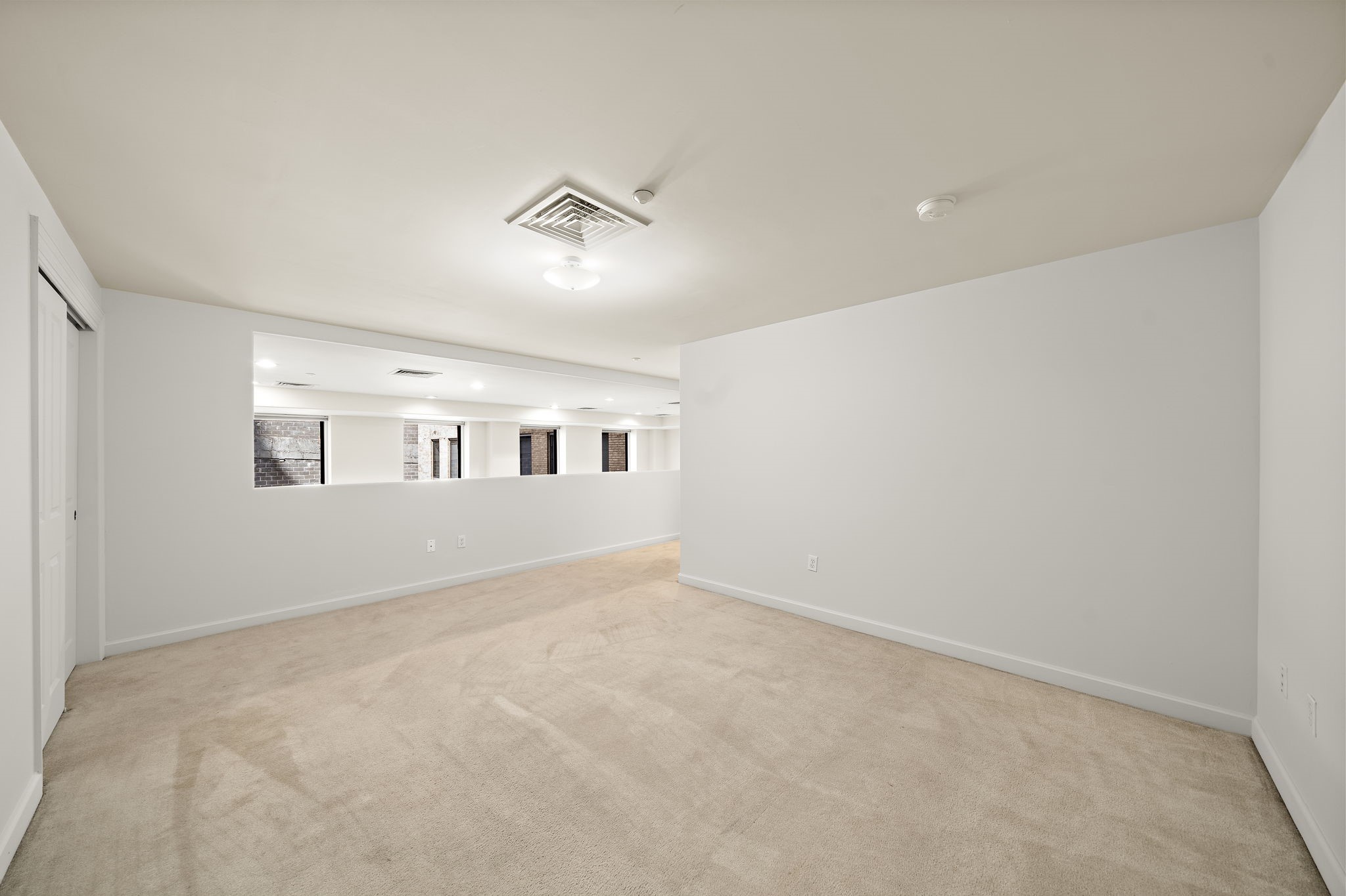 914 Main Street 1105 Property Photo 5