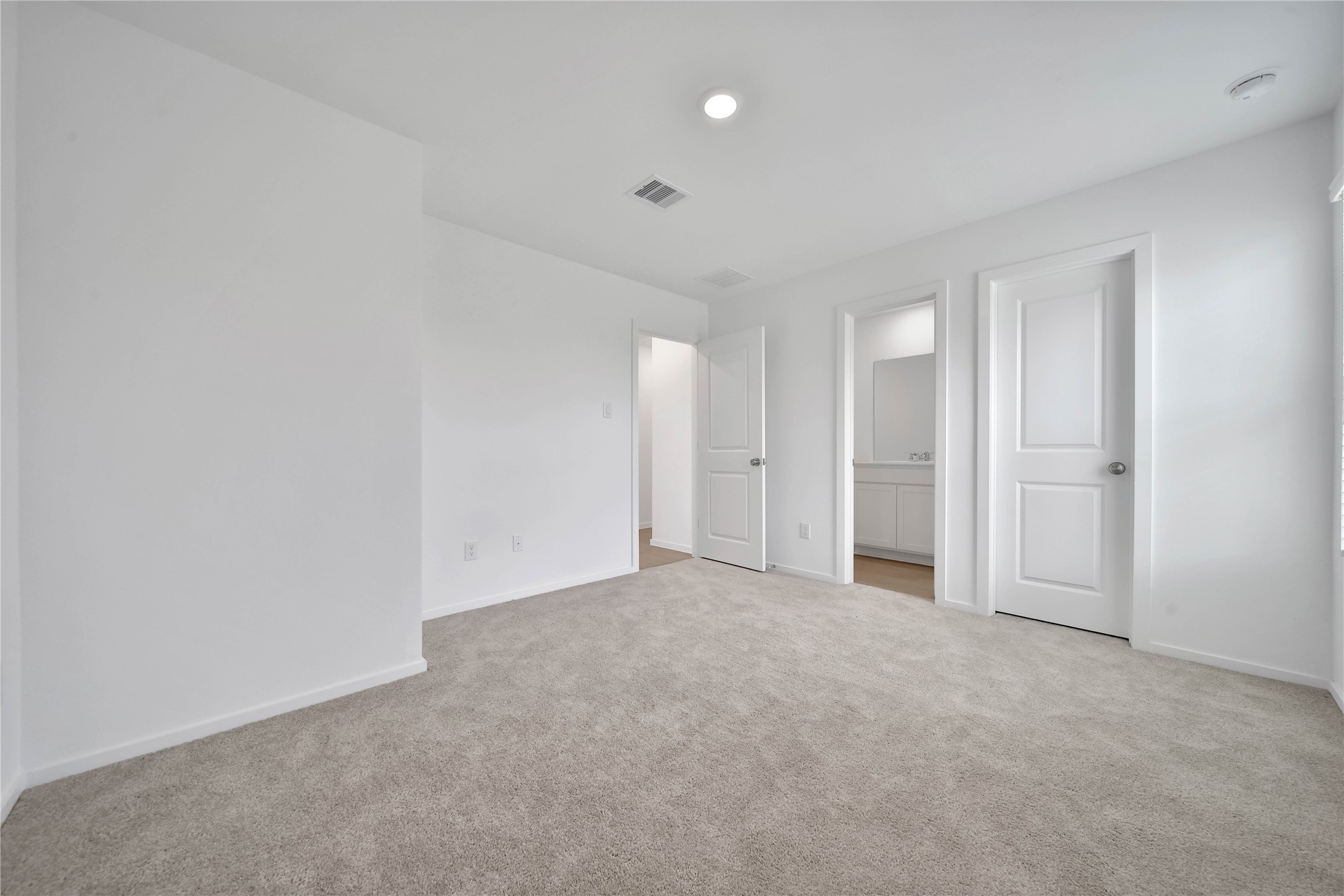 16510 Ithaca Pheasant Drive Property Photo 13