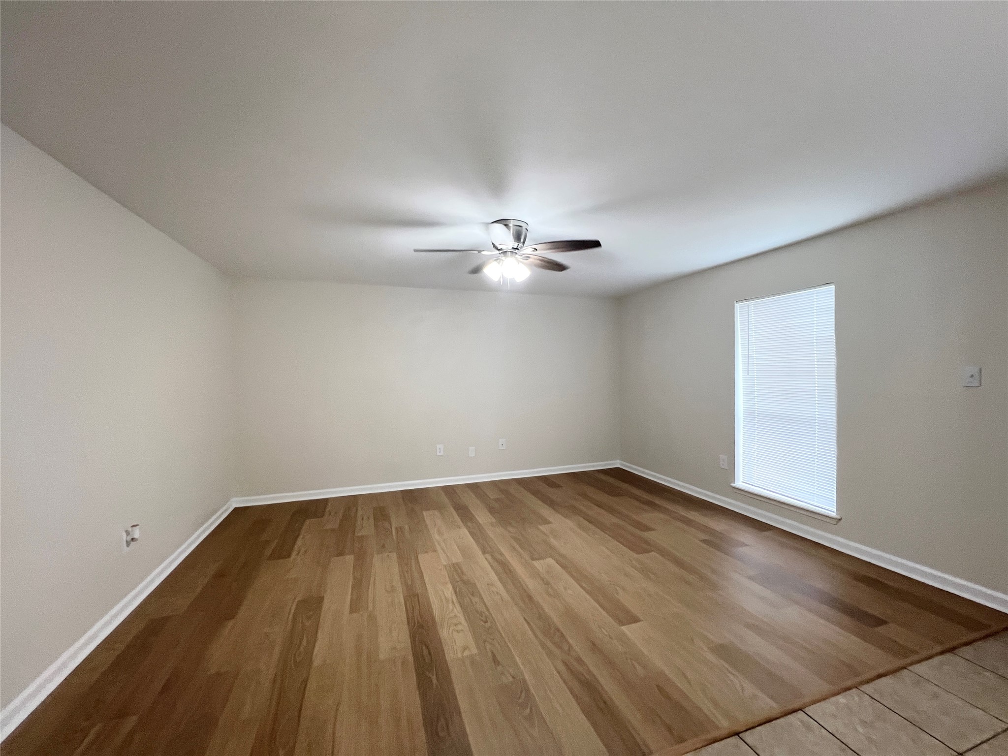 130 Oyster Creek Drive 21 Property Photo 2