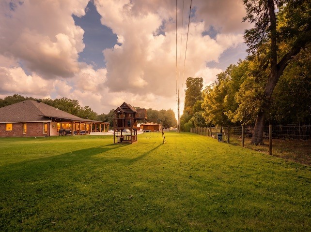 1114 Wagon Road Property Photo 7
