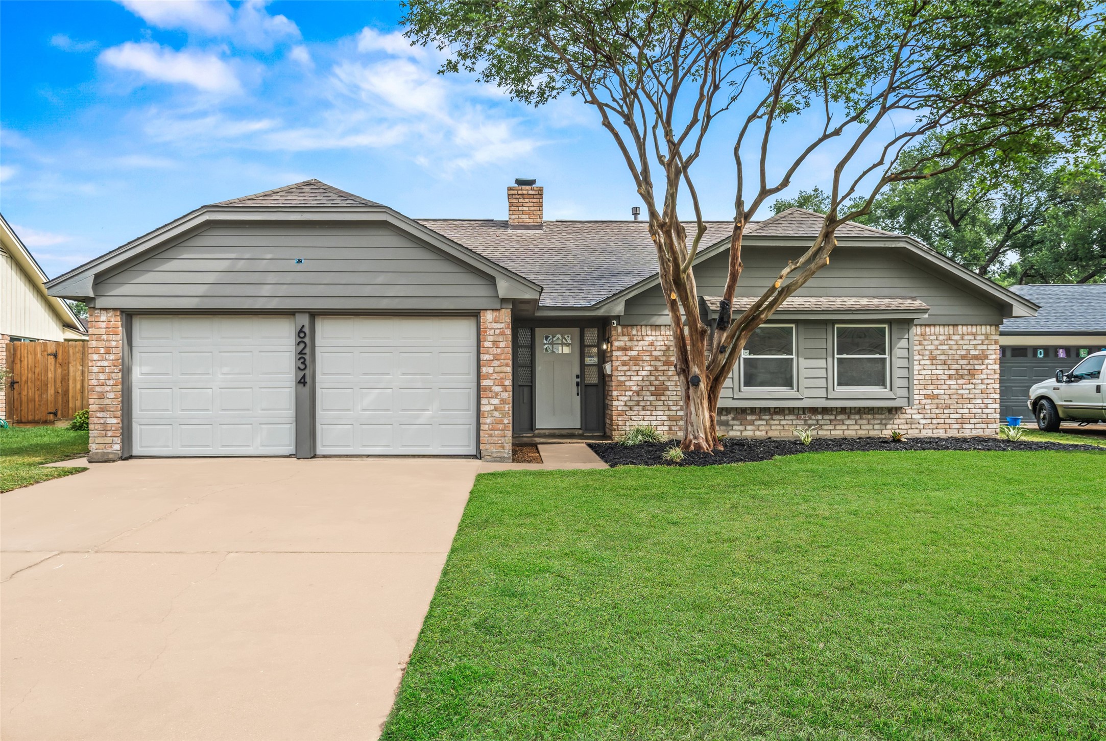 6234 Autumn Arbor Drive Property Photo 1