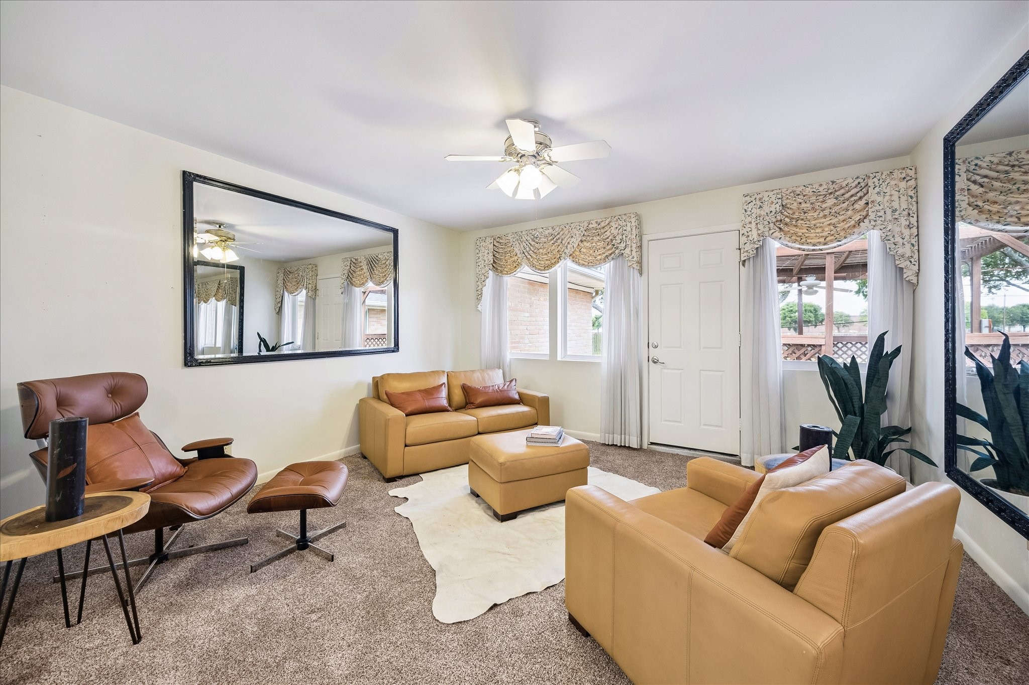 9110 Cliffwood Drive Property Photo 13