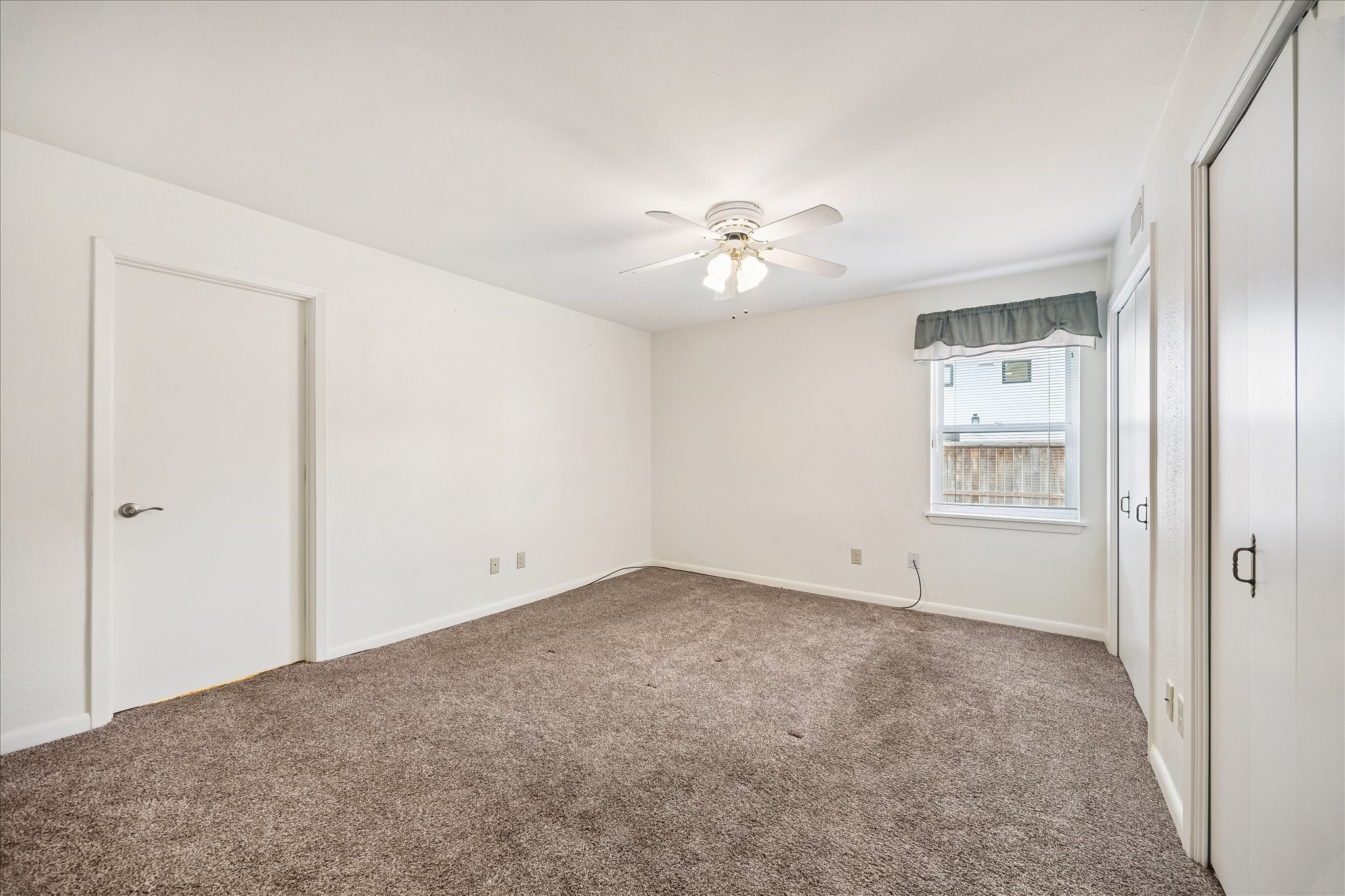 9110 Cliffwood Drive Property Photo 16