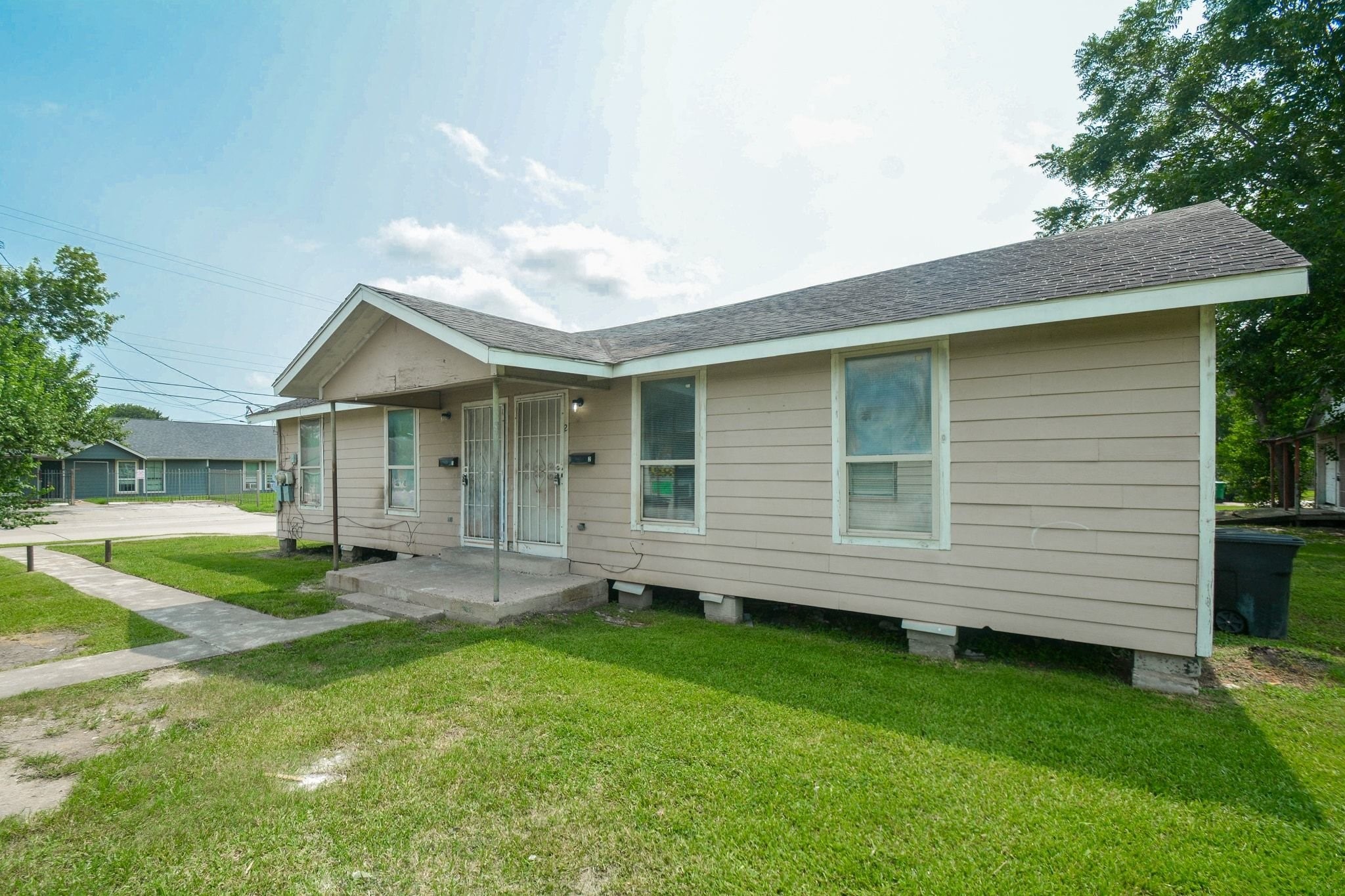 6014 Collingsworth Street 2 Property Photo 1