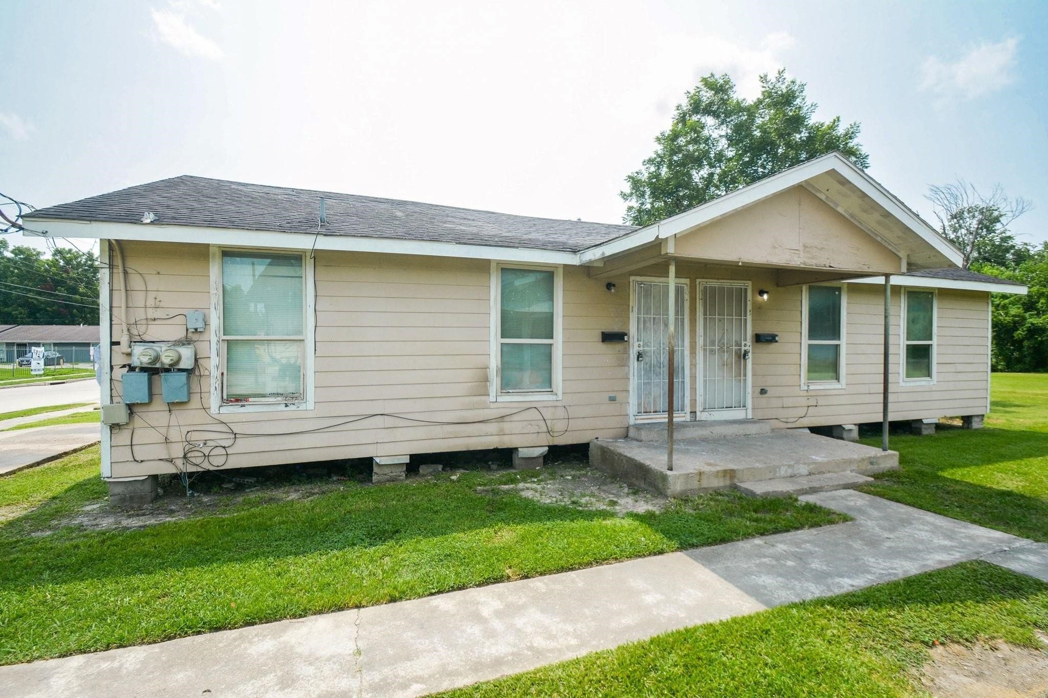 6014 Collingsworth Street 2 Property Photo 4
