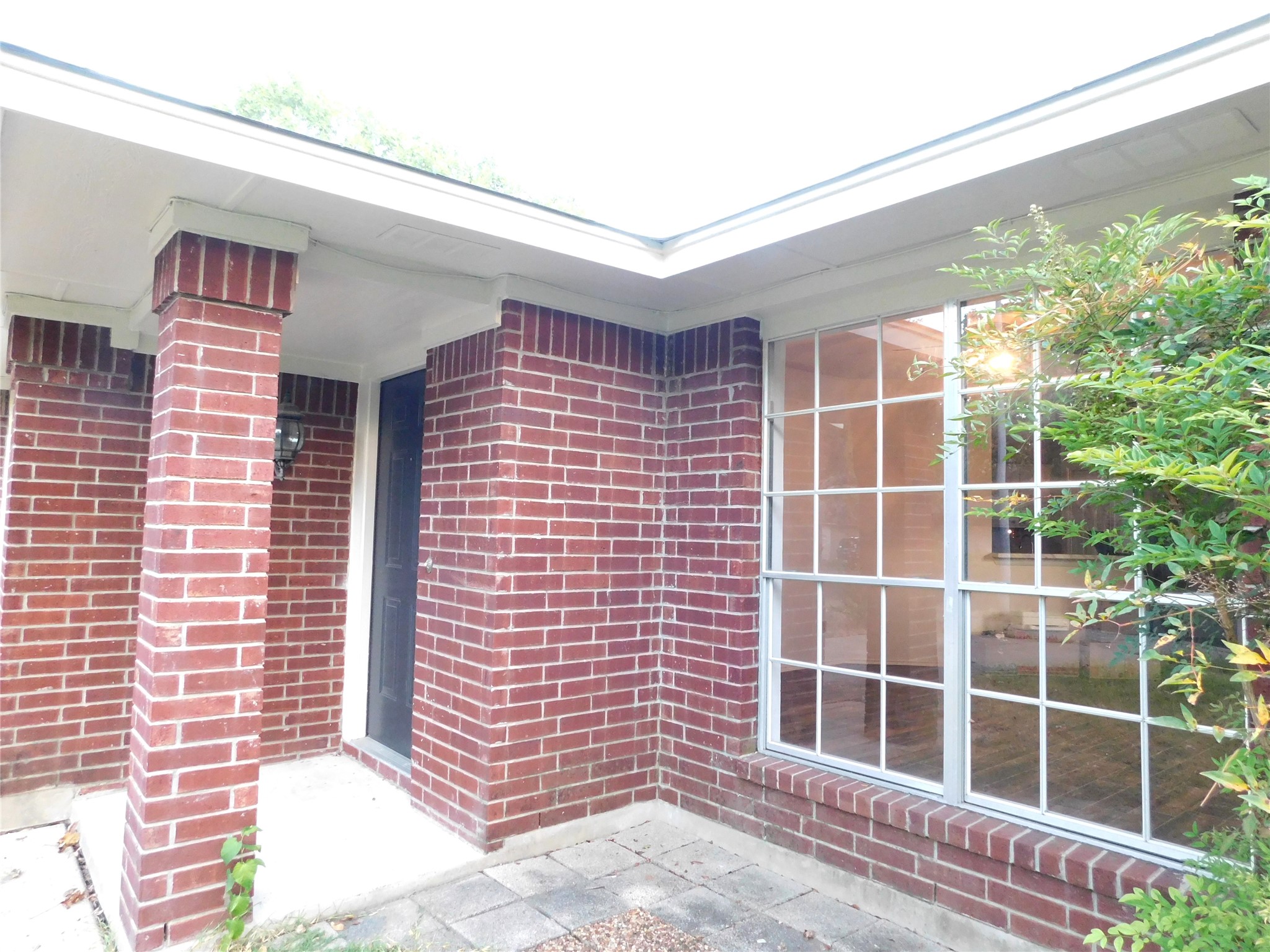 781 Latteridge Drive Property Photo 5