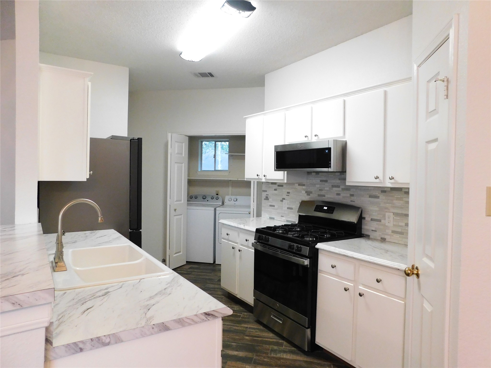 781 Latteridge Drive Property Photo 11