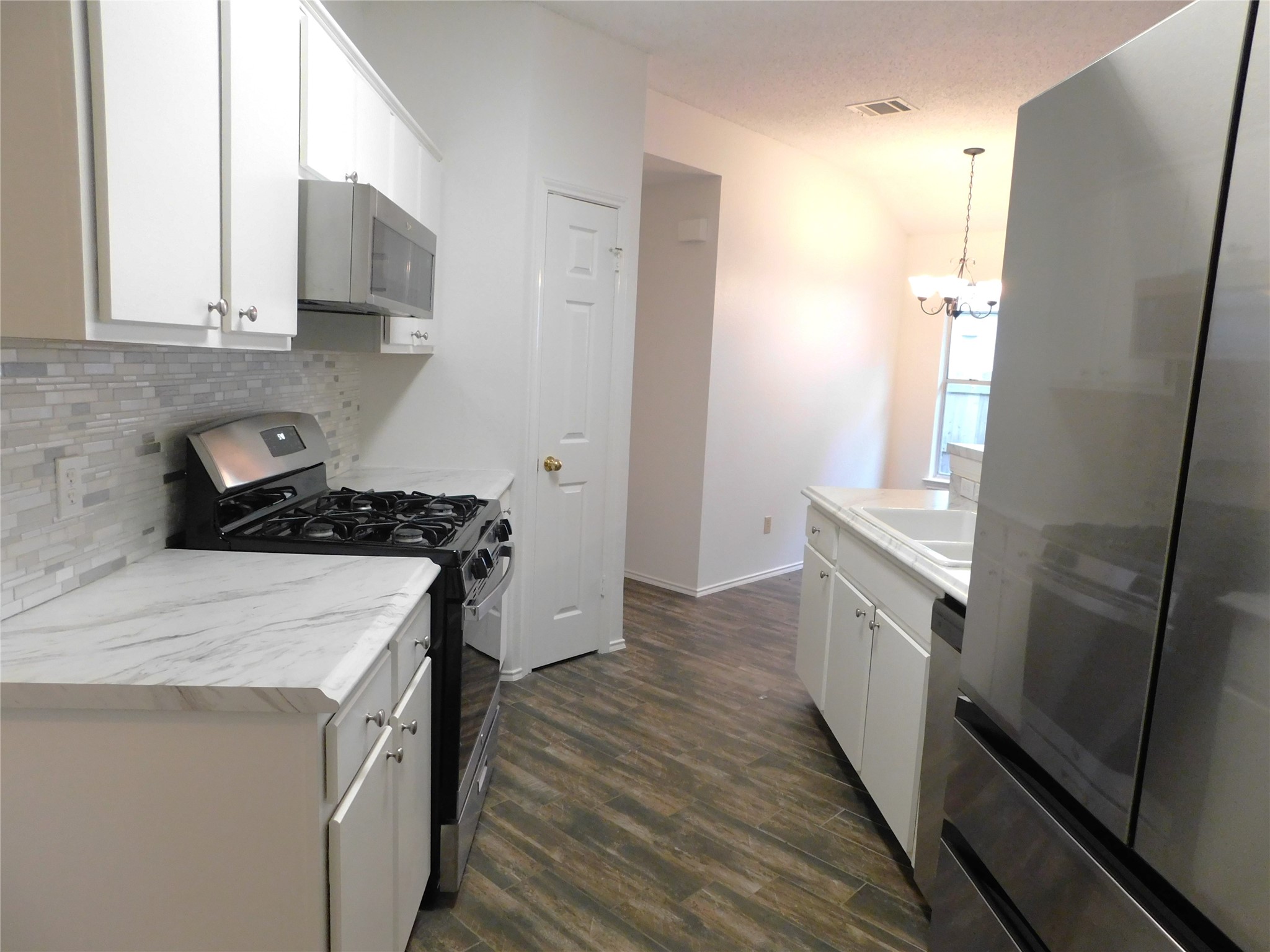781 Latteridge Drive Property Photo 14