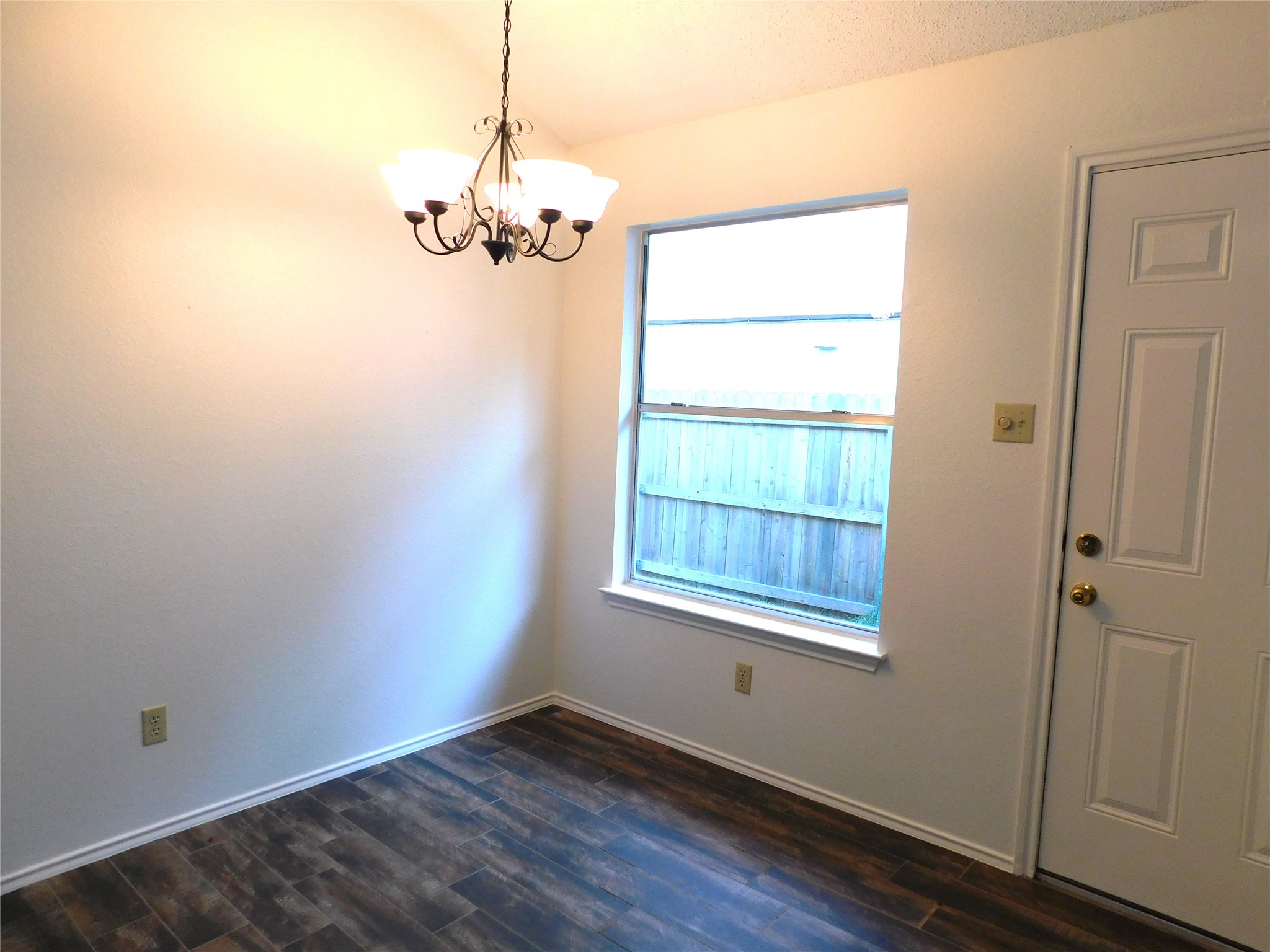 781 Latteridge Drive Property Photo 18